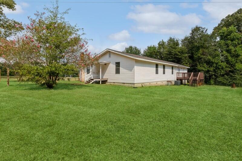 CRESTVIEW SUBURB (231000.00) - Residential