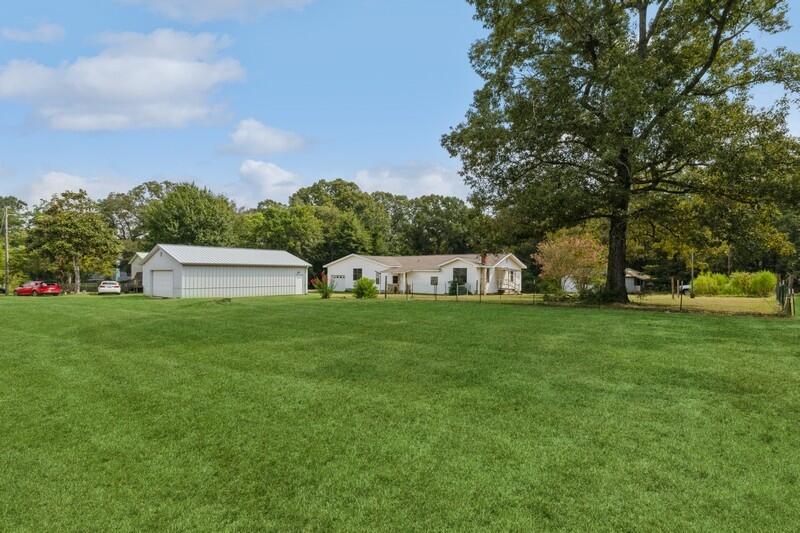 CRESTVIEW SUBURB (231000.00) - Residential