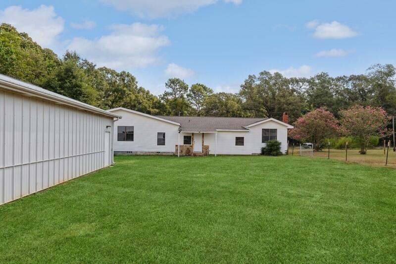 CRESTVIEW SUBURB (231000.00) - Residential