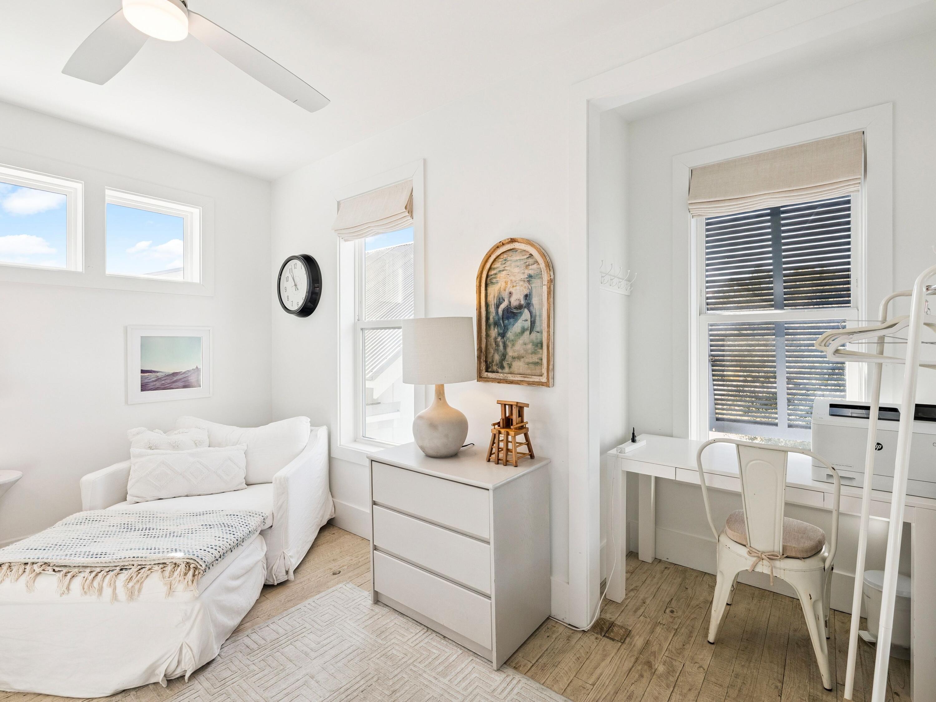 SEAGROVE VILLAGE 7TH ADD - Residential