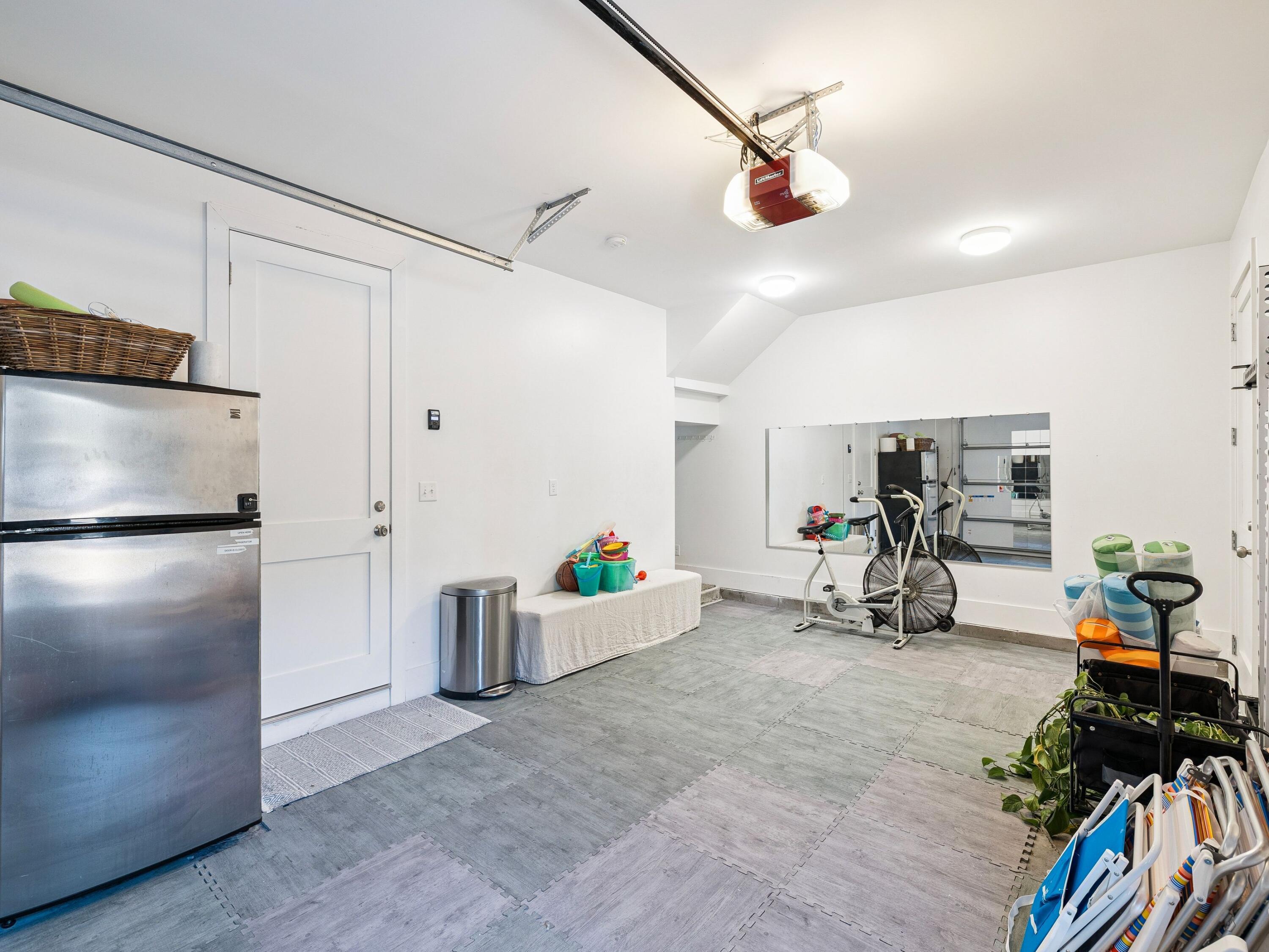 SEAGROVE VILLAGE 7TH ADD - Residential