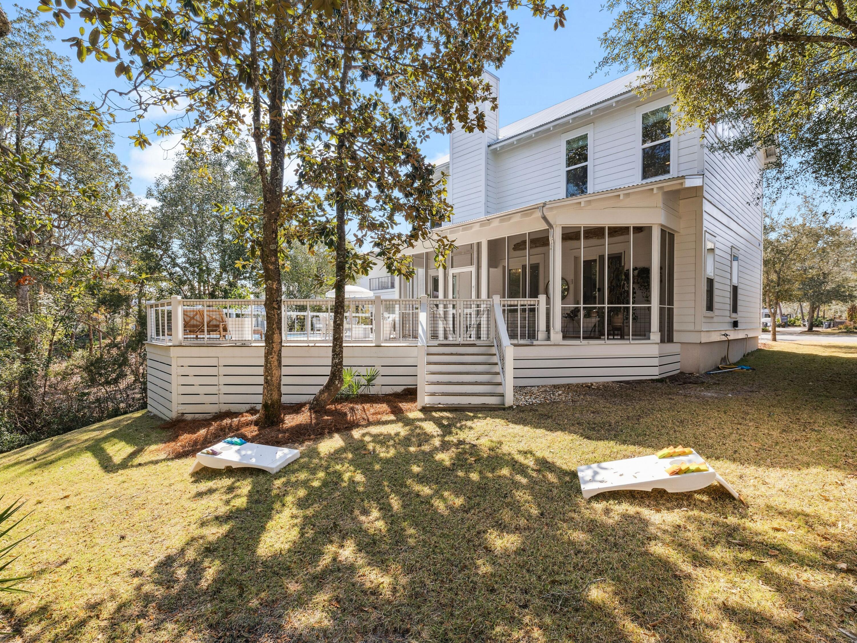 SEAGROVE VILLAGE 7TH ADD - Residential