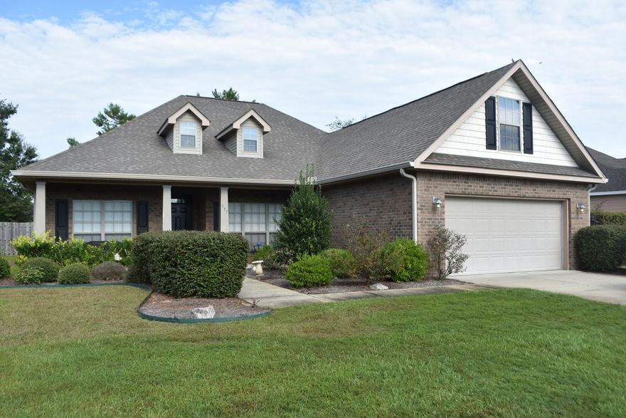 This beautiful, pond front Glenhurst floor plan is well laid out with plenty of room with multiple flex spaces. Split bedroom floor plan, with Bonus room above garage. Powder Bath is convenient to the living space off the kitchen. Available for Lease November 1 and includes HOA, Garbage, Basic Cable and Lawn maintenance. Hammock Bay is a pedestrian-friendly development. There are network of sidewalks, nature trails, and bike paths. The Hammock Bay Town Square-lawn-style amphitheater is designed for entertainment. There is also a $12+ million, 60-acre Sports Park featuring a multitude of ball field/park amenities nearby. Recently the developer donated land for two schools to be built in Hammock Bay.The Lake Club at Hammock Bay includes a 25 meter lap pool and a resort-style pool, lighte