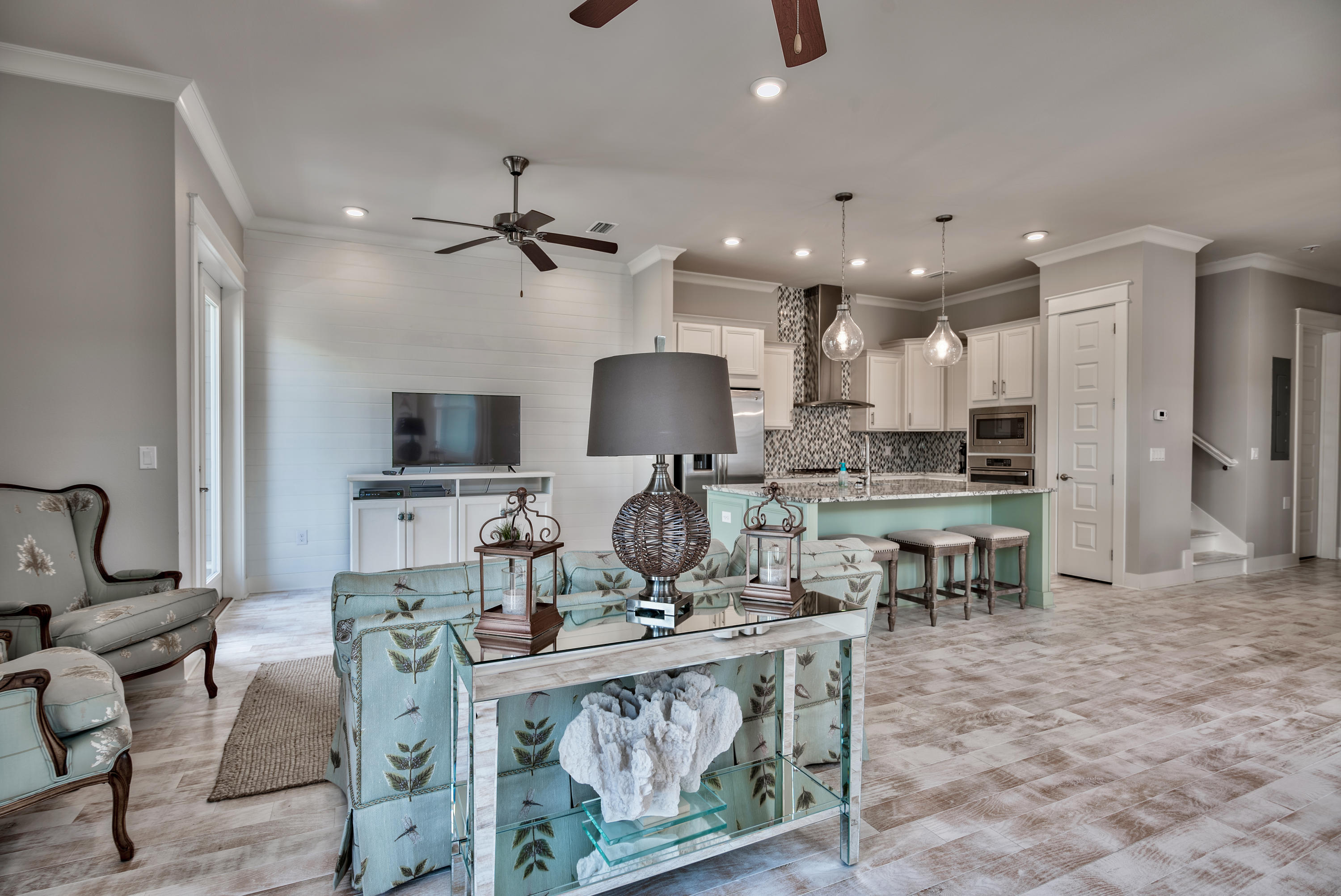 PROMINENCE - Residential