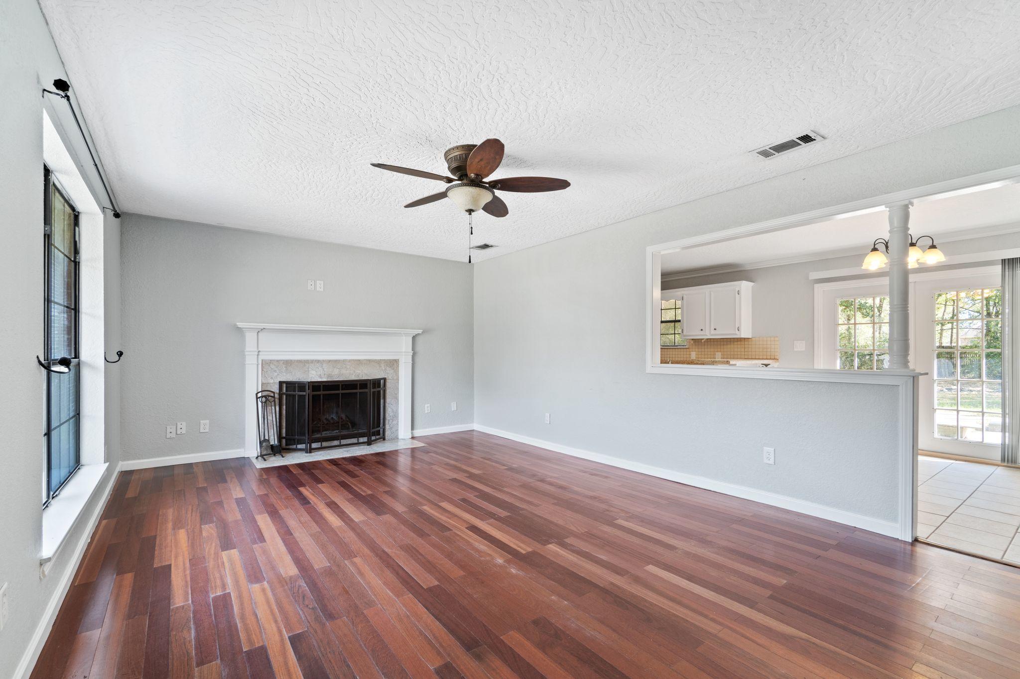 NO RECORDED SUBDIVISION - Residential