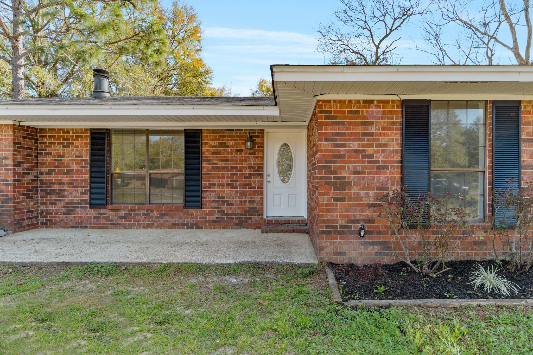 NO RECORDED SUBDIVISION - Residential