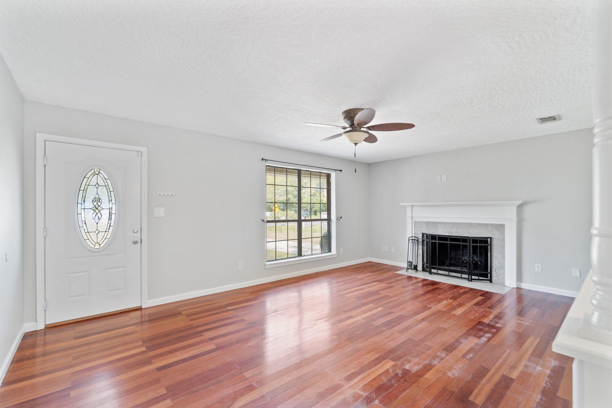 NO RECORDED SUBDIVISION - Residential