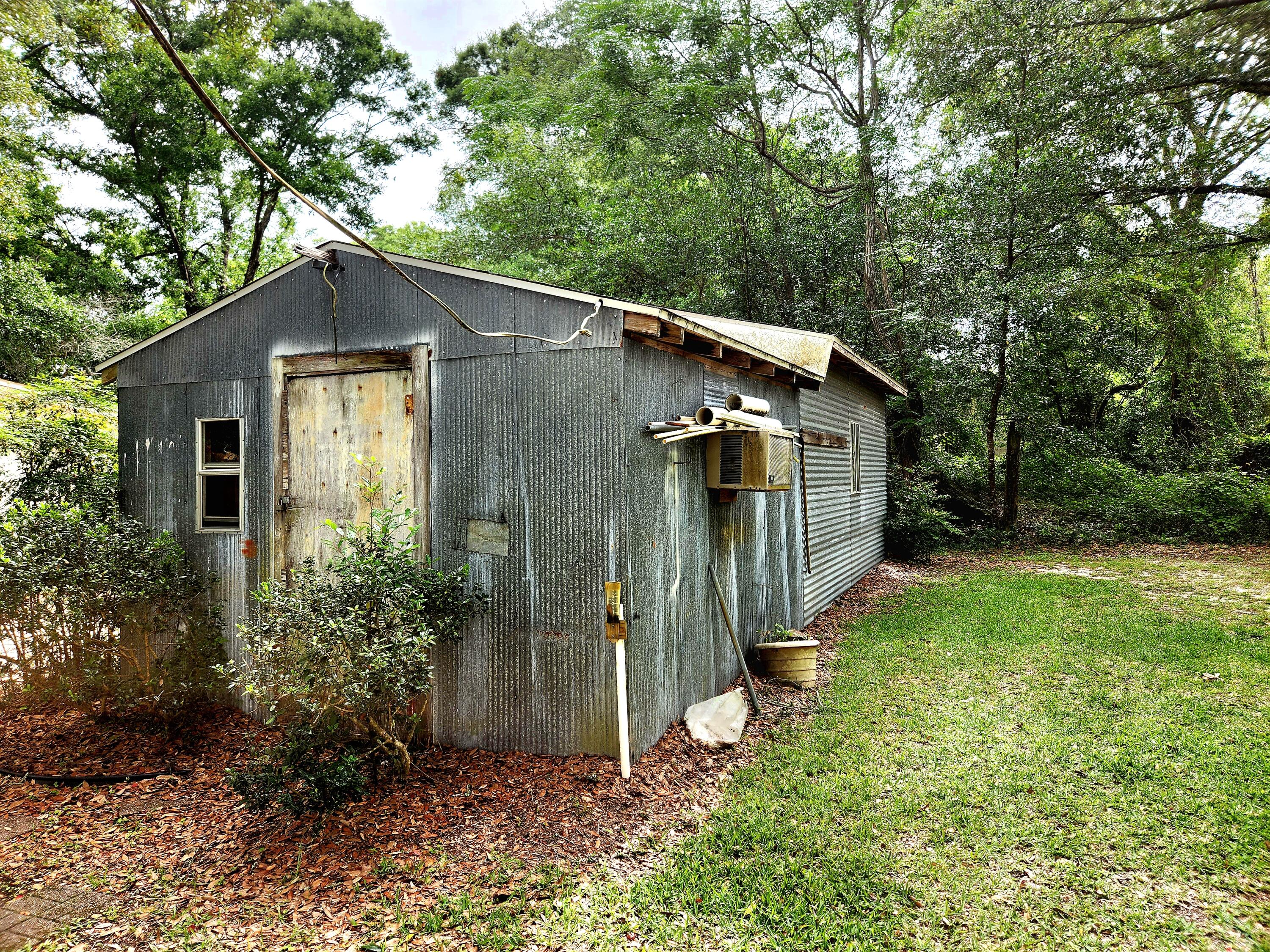 BENTON S/D - Residential