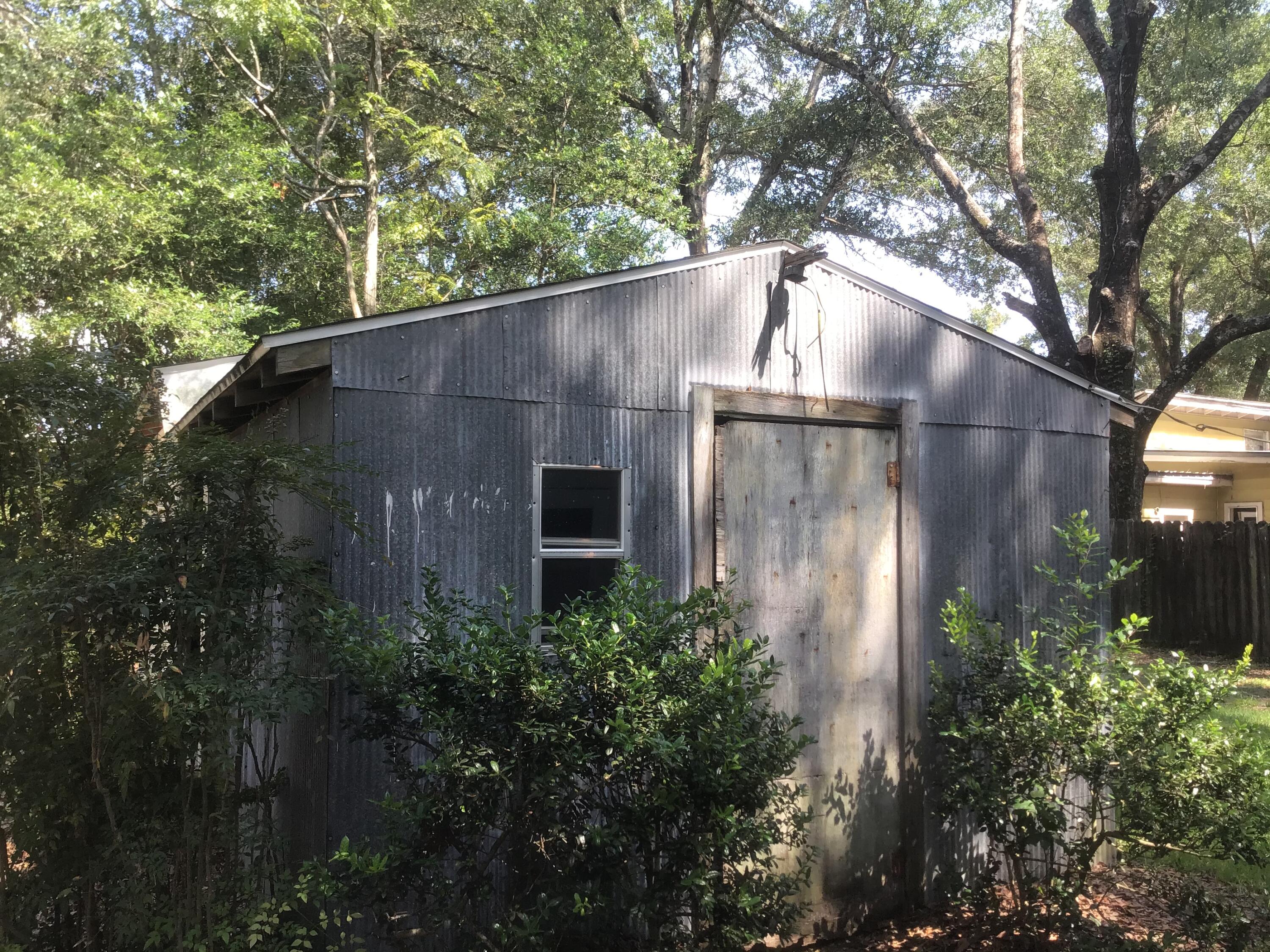 BENTON S/D - Residential