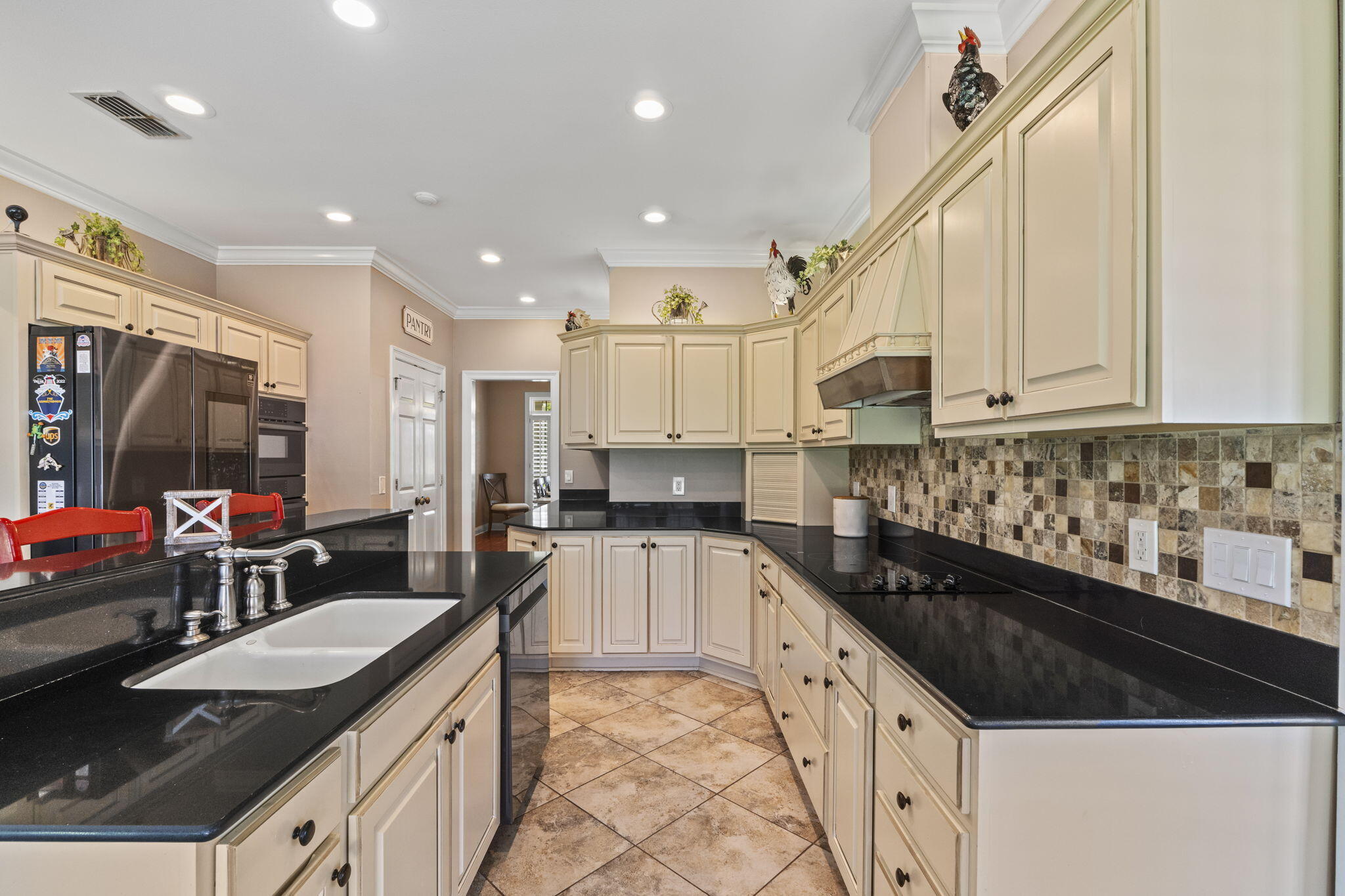 NO RECORDED SUBDIVISION - Residential
