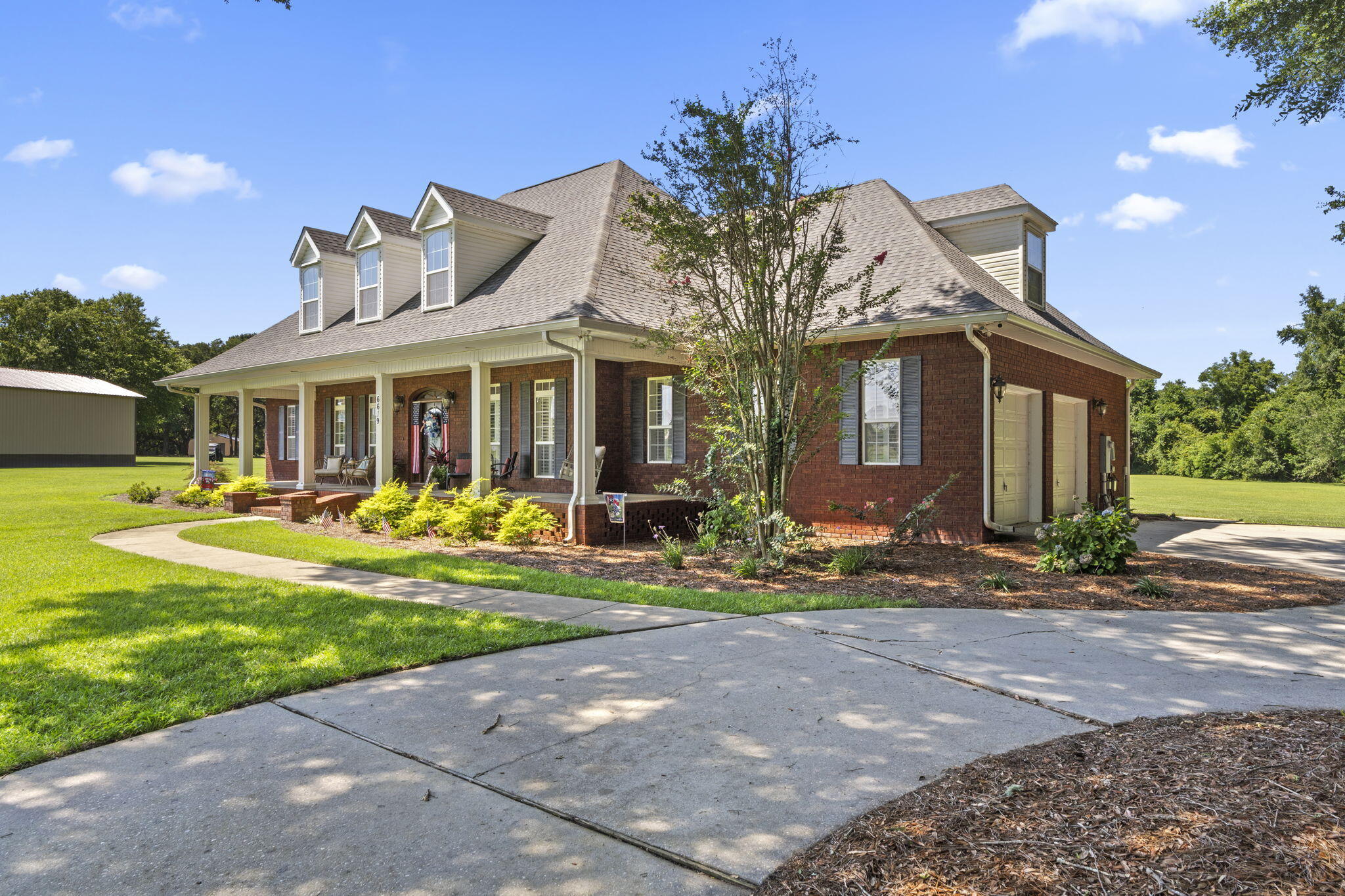 NO RECORDED SUBDIVISION - Residential