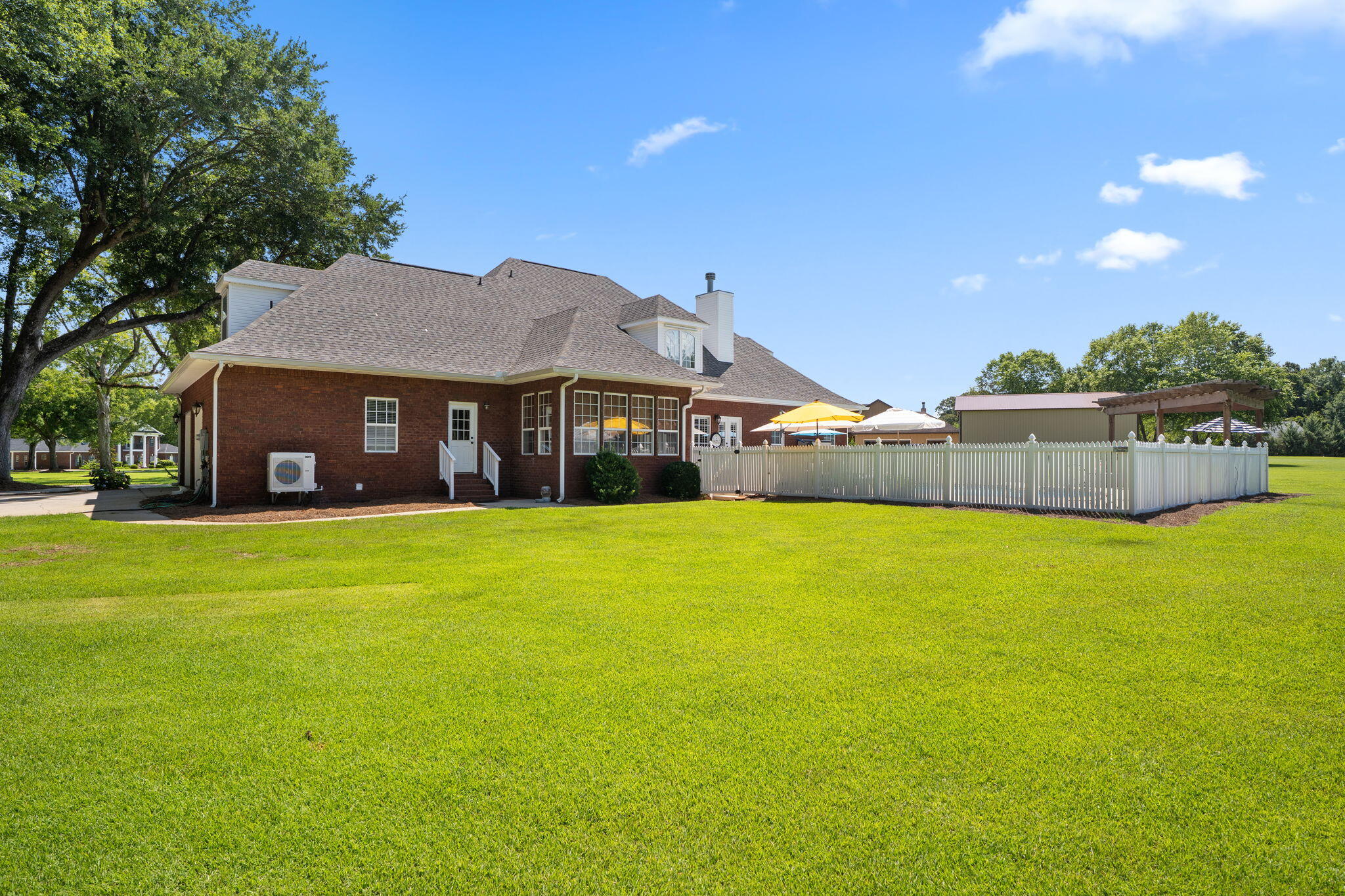NO RECORDED SUBDIVISION - Residential