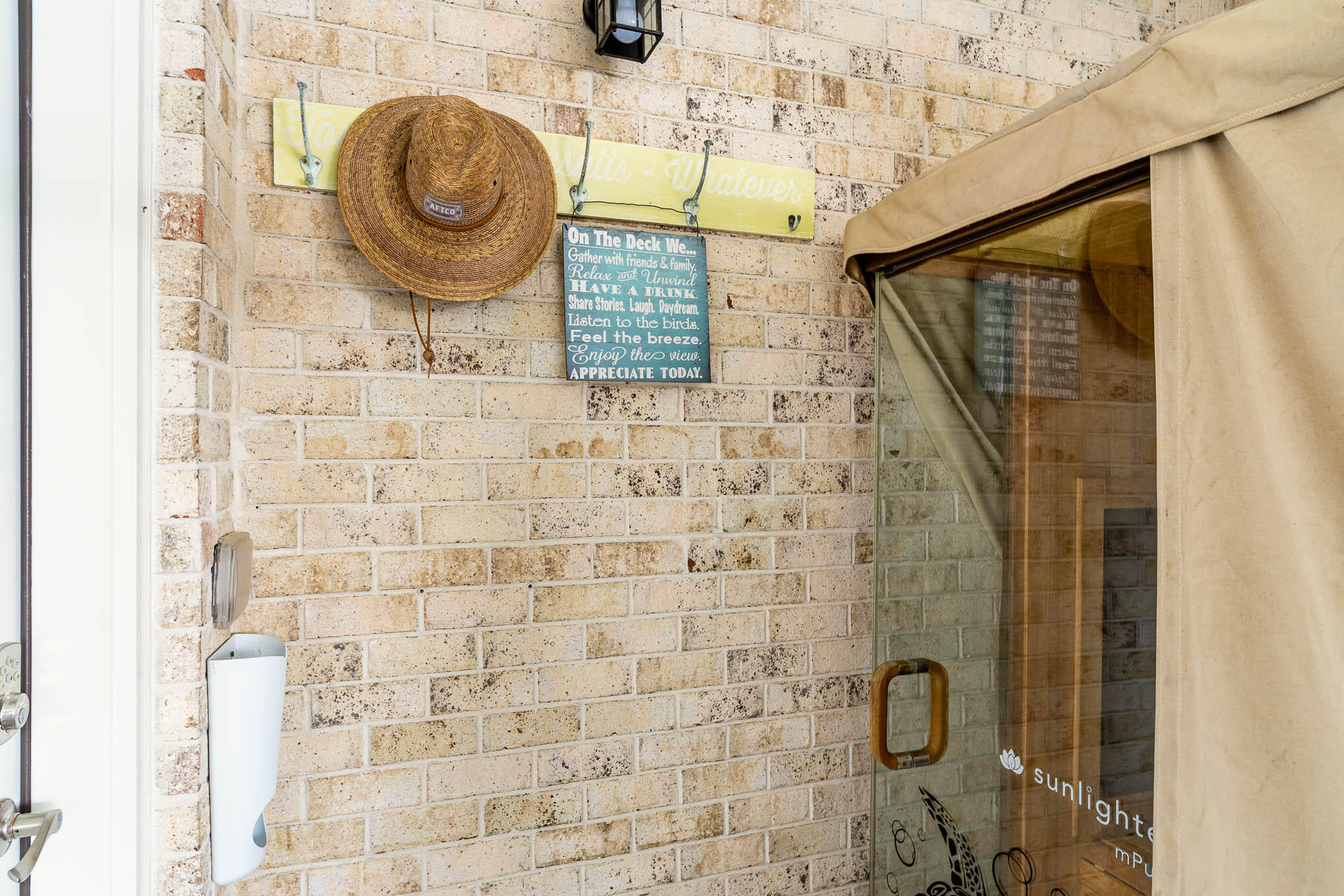 BELLA VISTA - Residential