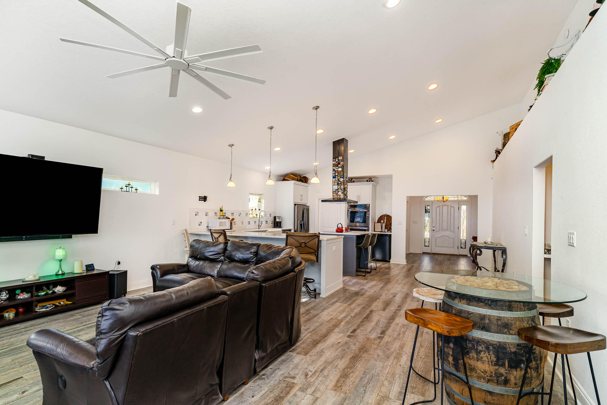 BELLA VISTA - Residential