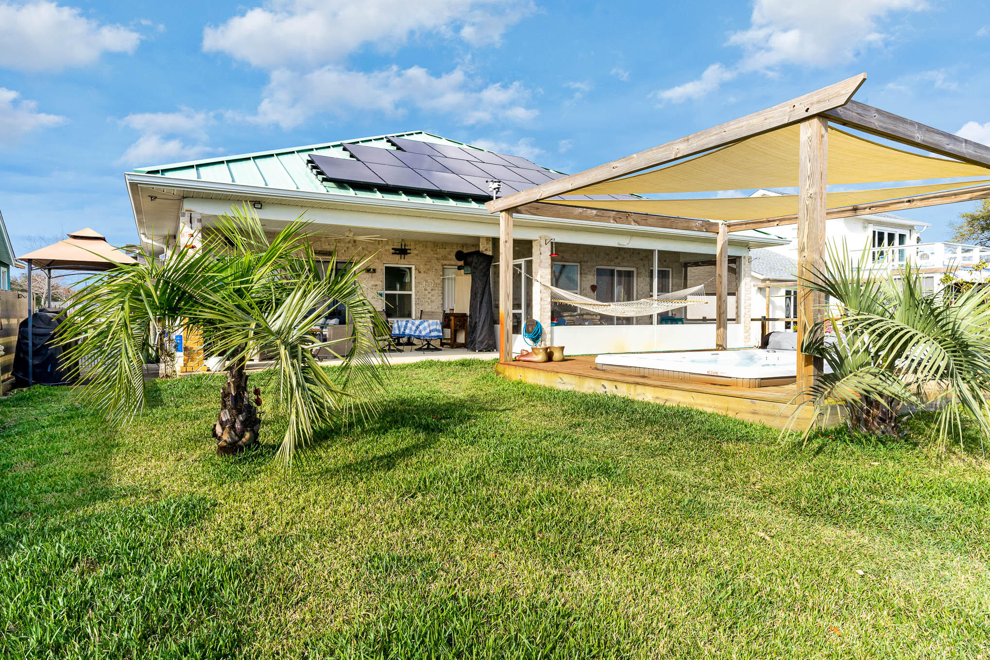 BELLA VISTA - Residential