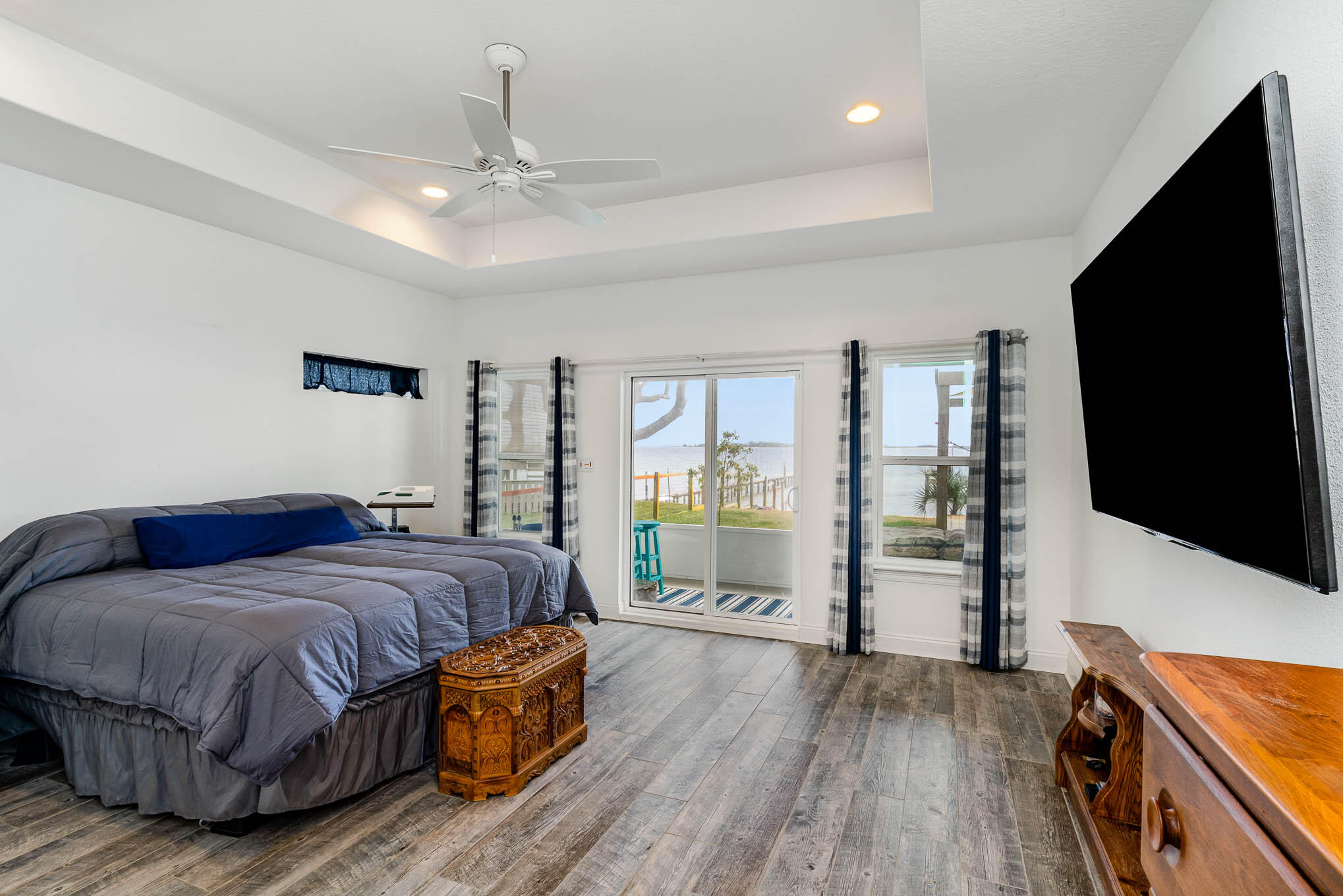 BELLA VISTA - Residential