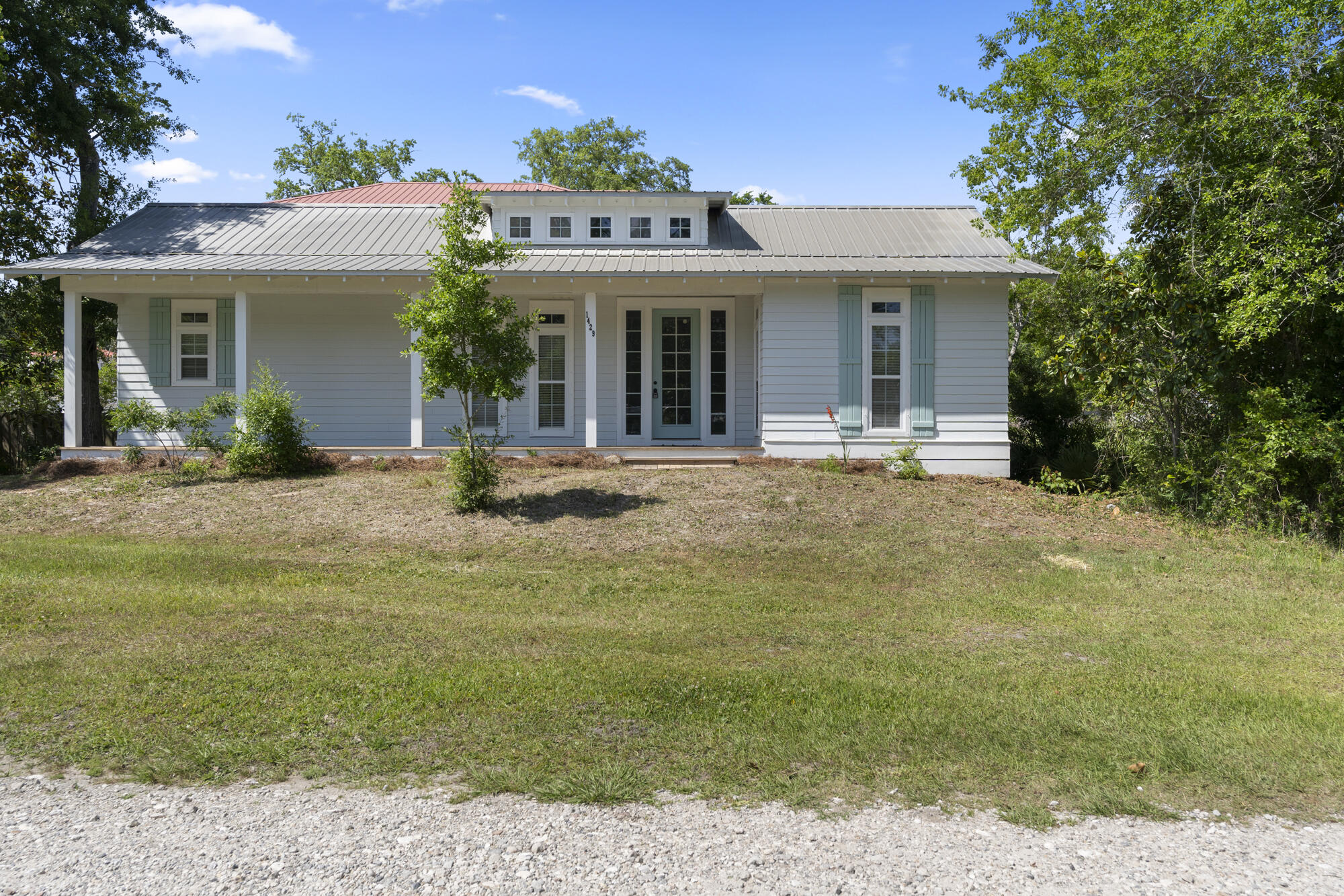 TOWN OF SANTA ROSA - Residential