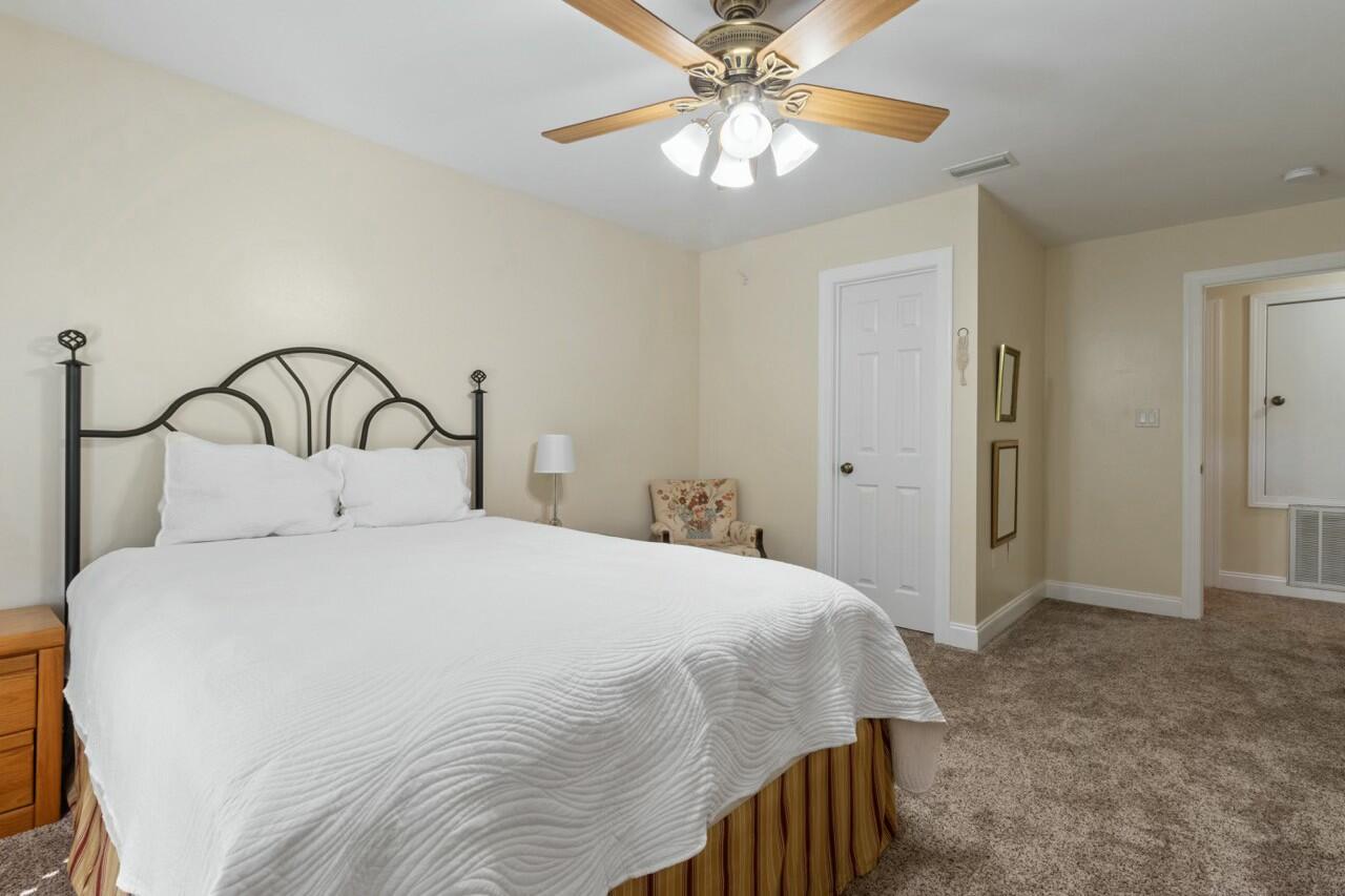 ROCKY BAYOU COUNTRY CLUB ESTATES 1 - Residential