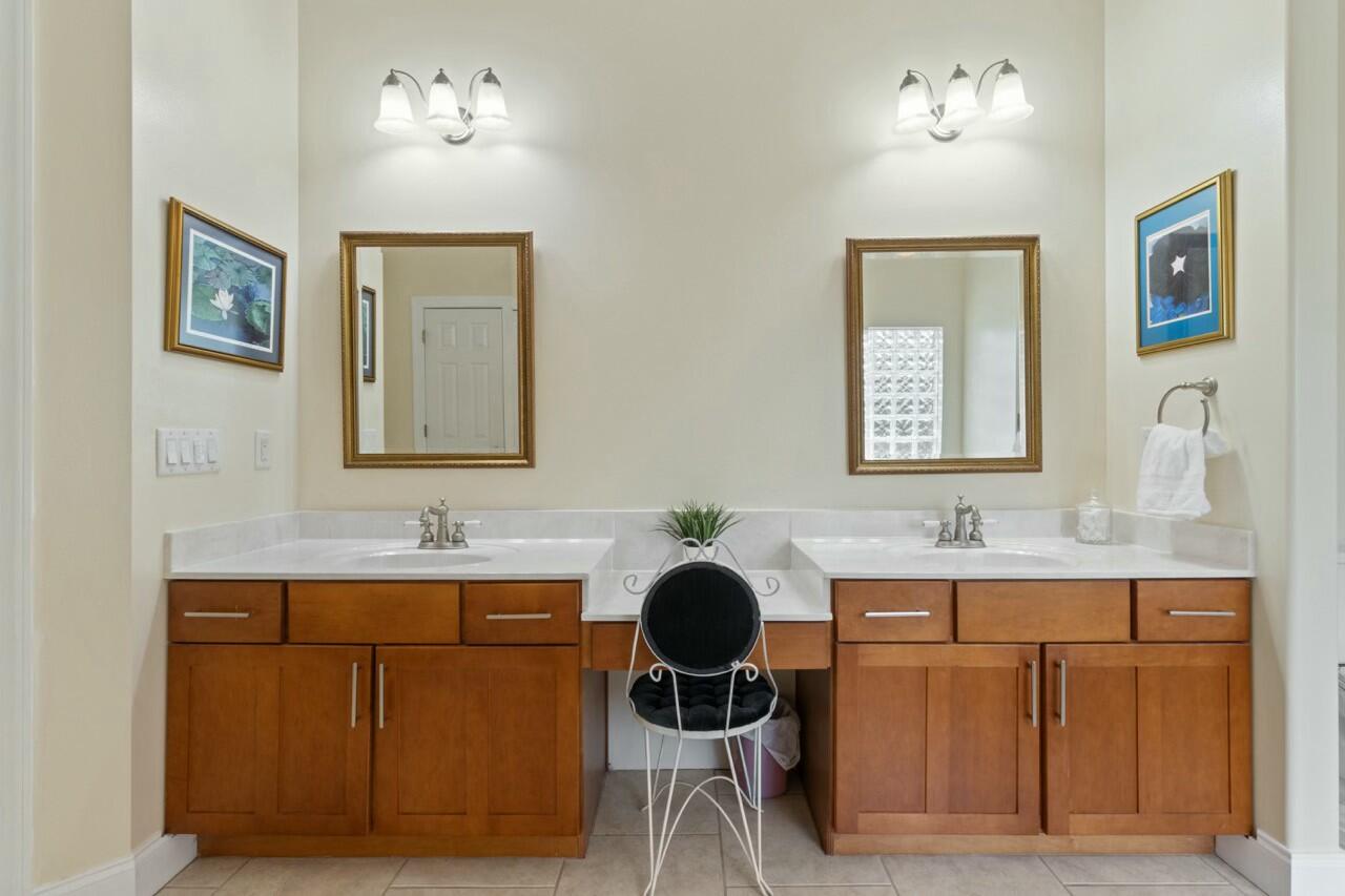 ROCKY BAYOU COUNTRY CLUB ESTATES 1 - Residential