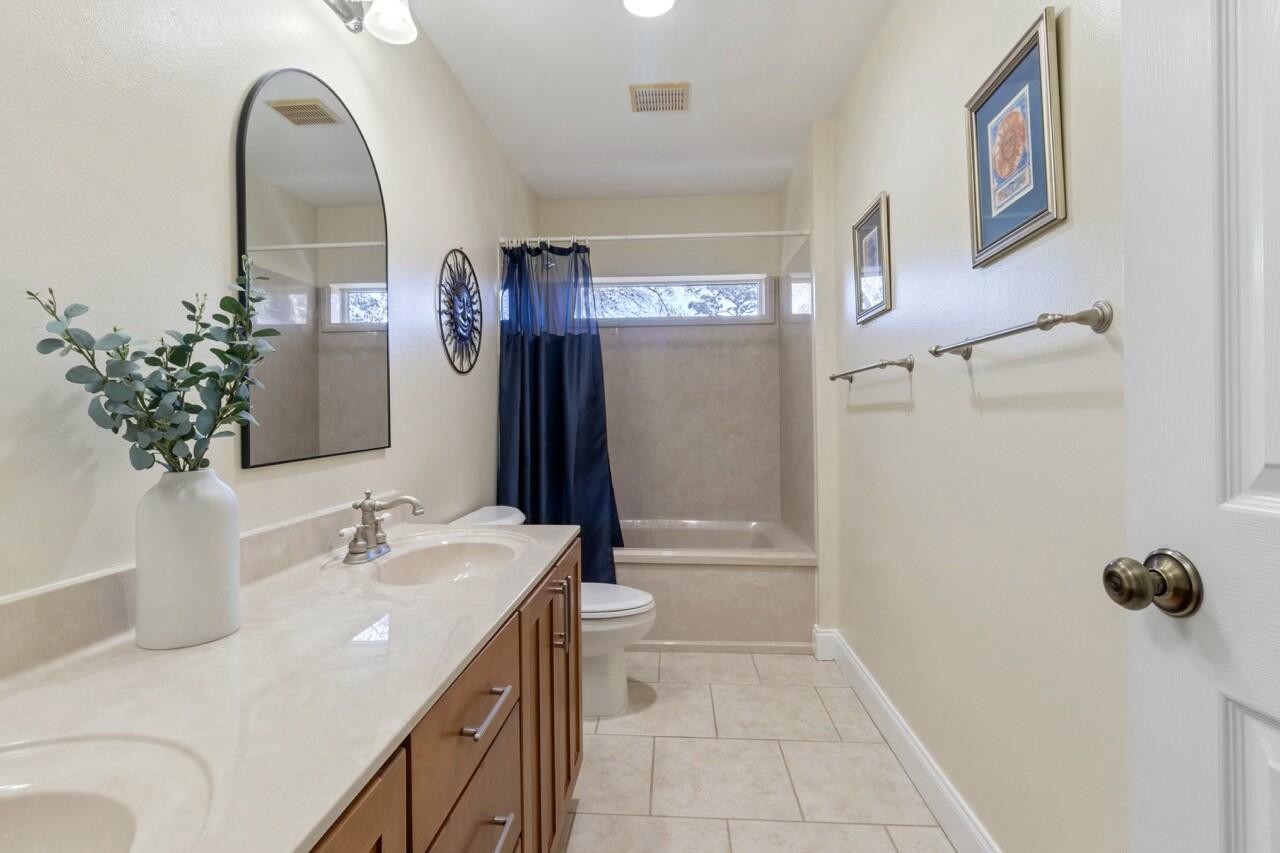 ROCKY BAYOU COUNTRY CLUB ESTATES 1 - Residential