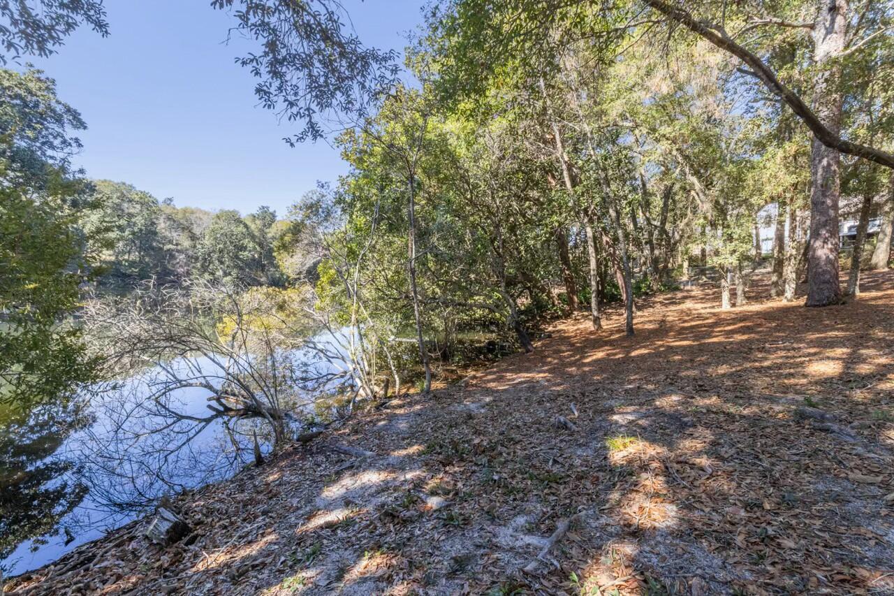 ROCKY BAYOU COUNTRY CLUB ESTATES 1 - Residential