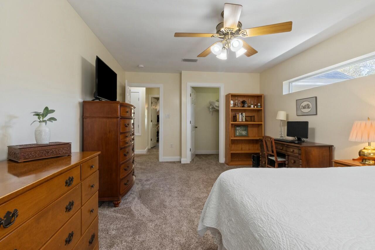 ROCKY BAYOU COUNTRY CLUB ESTATES 1 - Residential