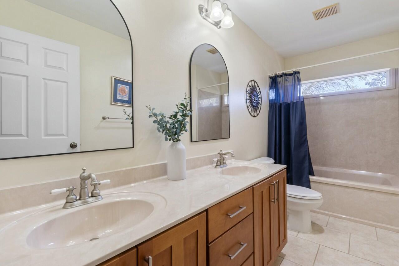 ROCKY BAYOU COUNTRY CLUB ESTATES 1 - Residential
