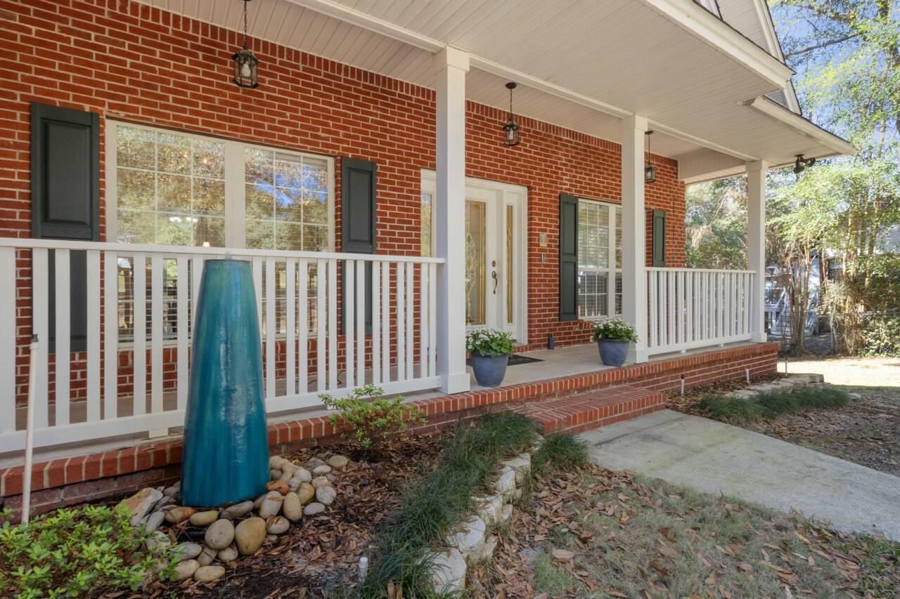 ROCKY BAYOU COUNTRY CLUB ESTATES 1 - Residential