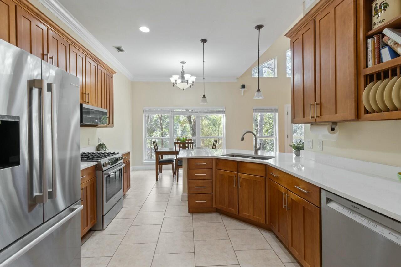 ROCKY BAYOU COUNTRY CLUB ESTATES 1 - Residential