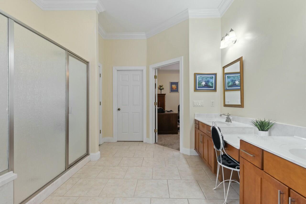 ROCKY BAYOU COUNTRY CLUB ESTATES 1 - Residential