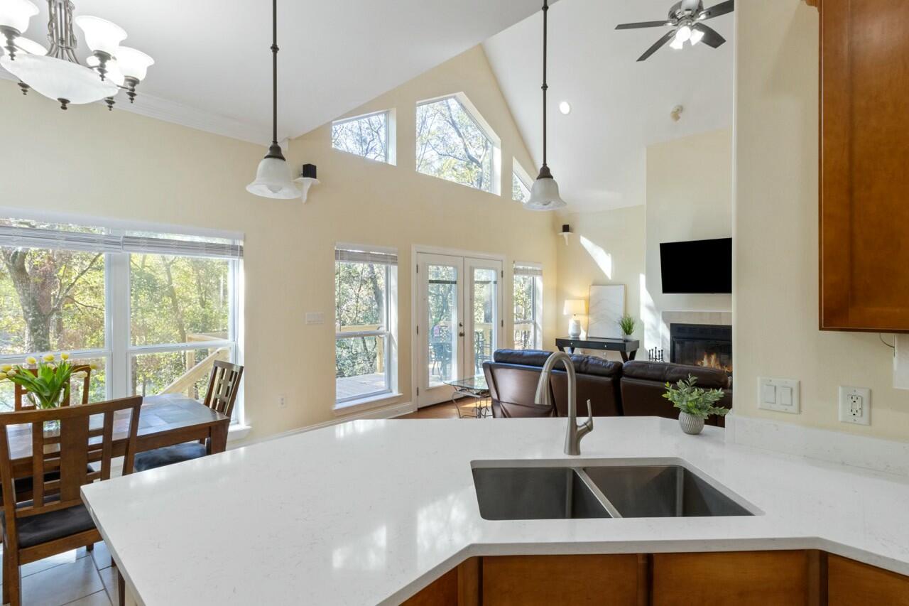ROCKY BAYOU COUNTRY CLUB ESTATES 1 - Residential