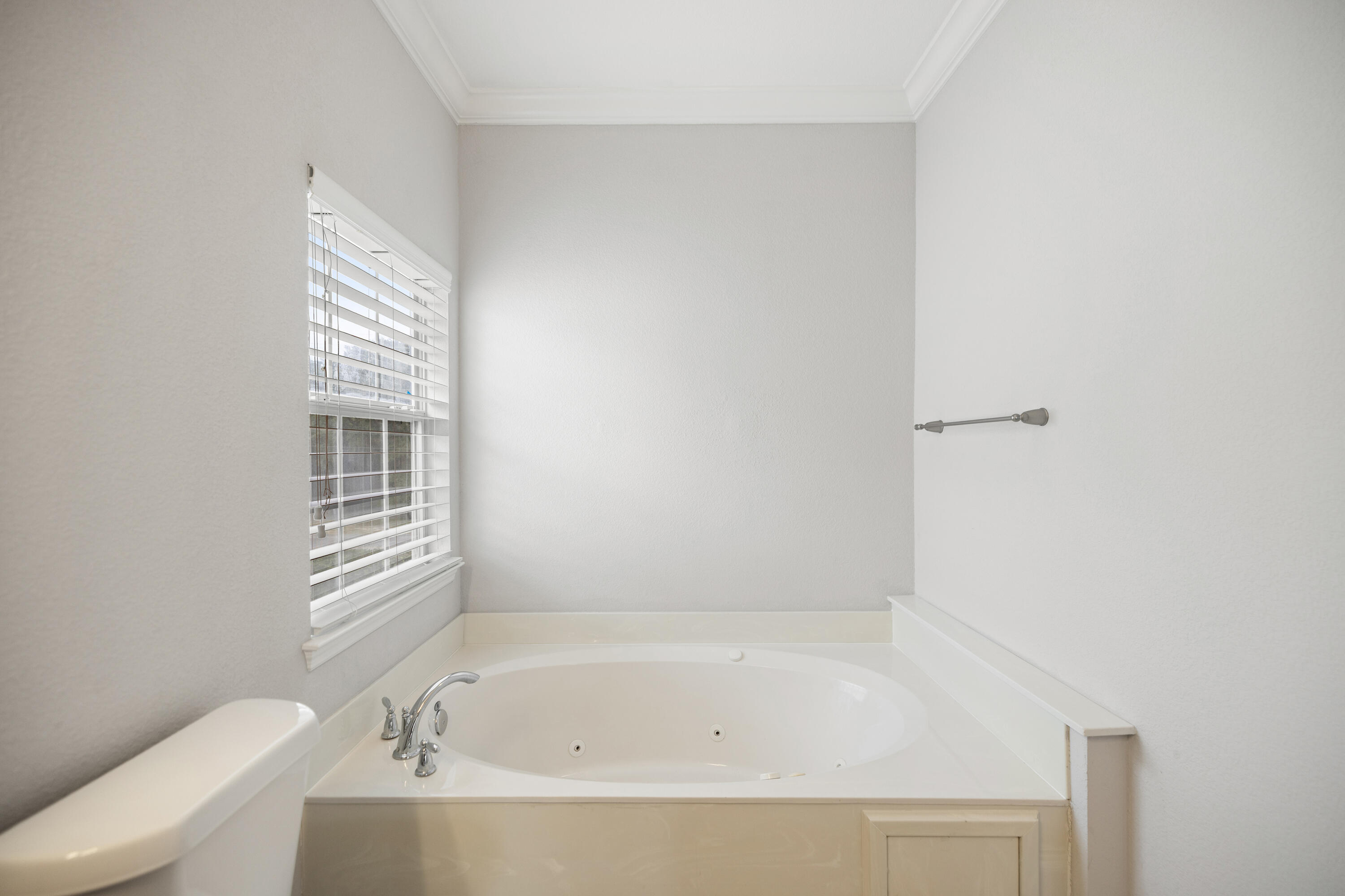 NEWPORT S/D - Residential Lease