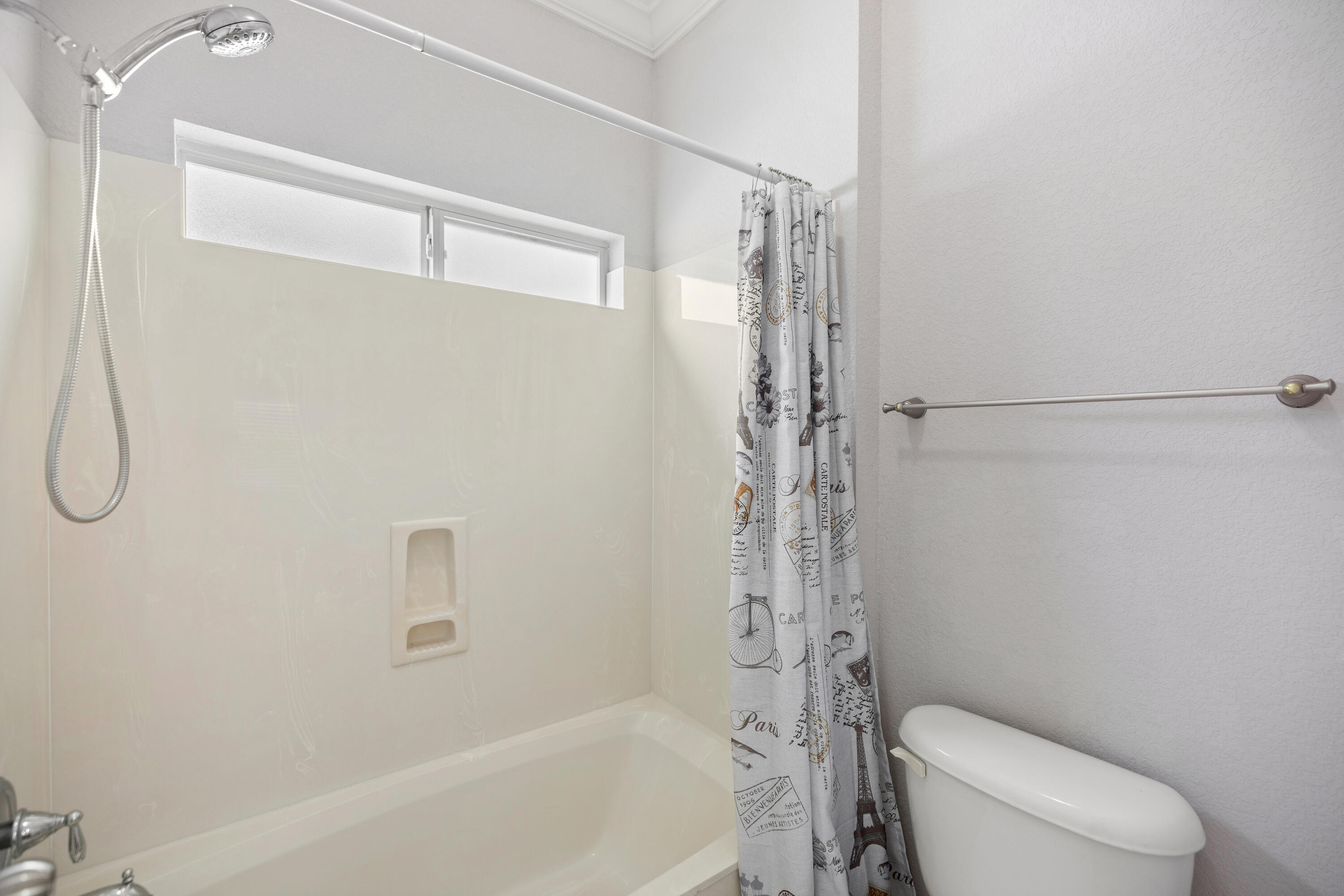 NEWPORT S/D - Residential Lease