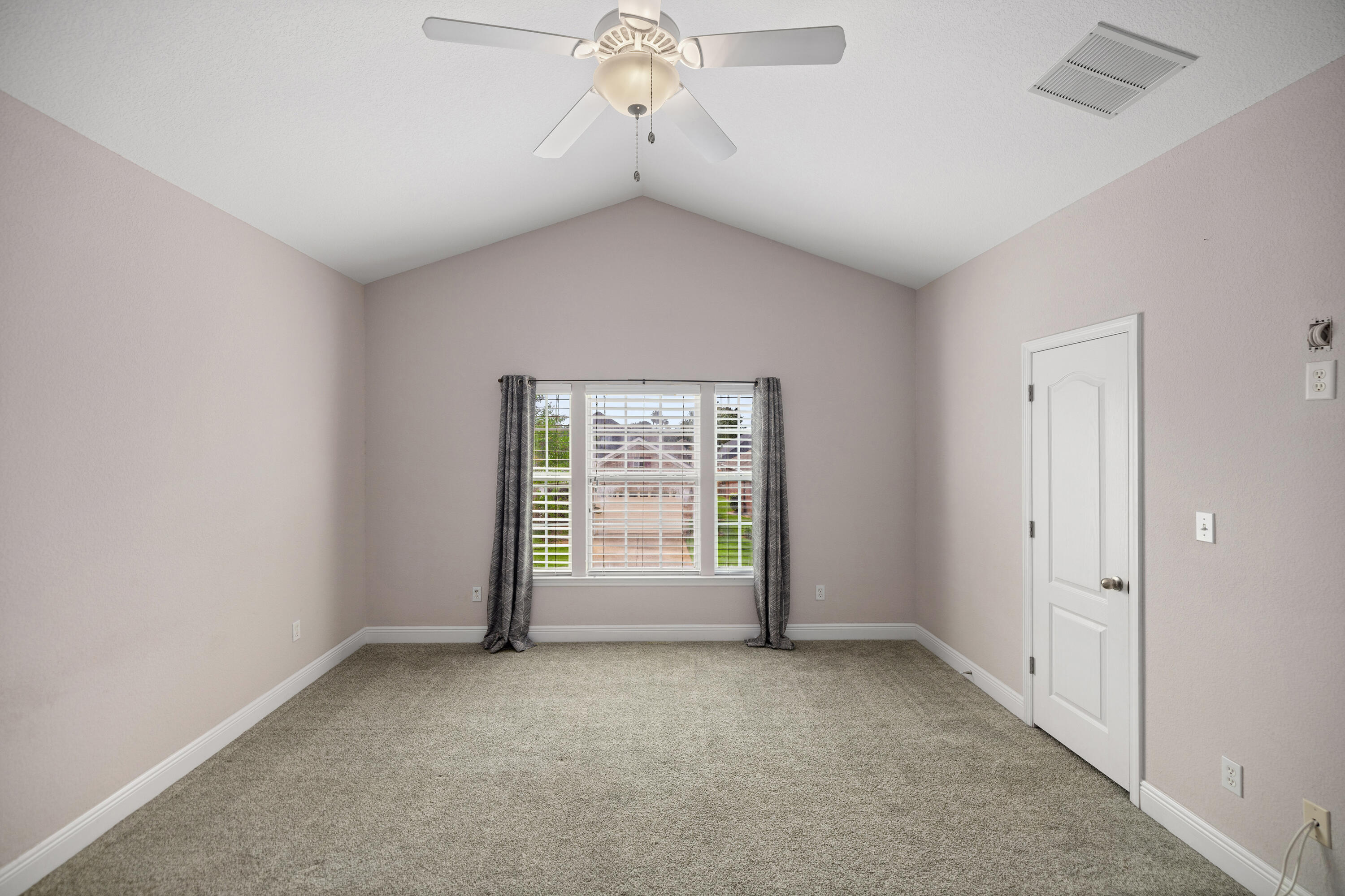 NEWPORT S/D - Residential Lease