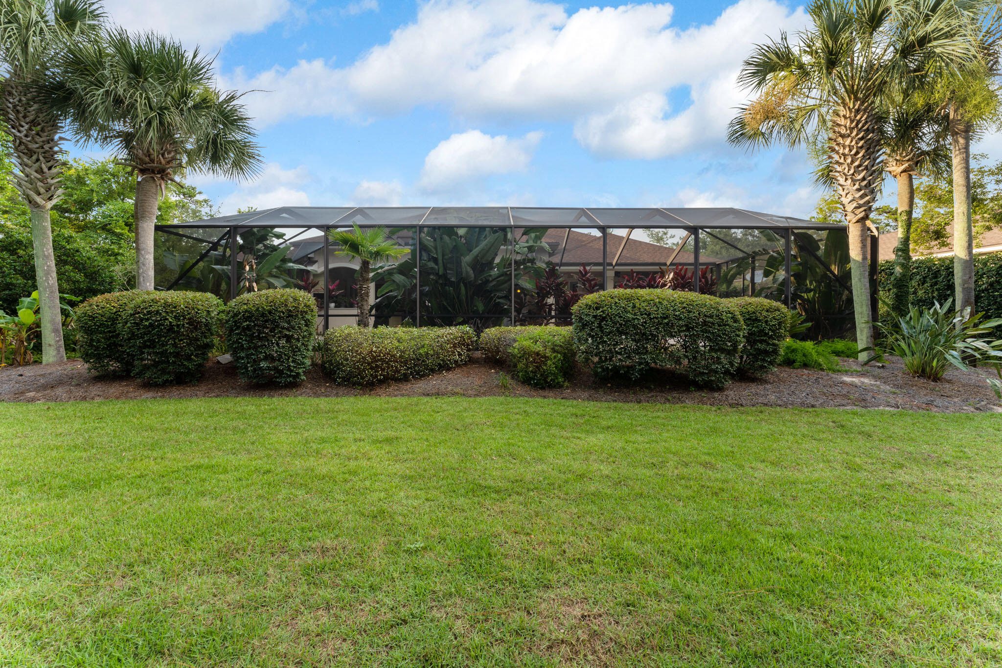 WHISPERING OAKS S/D - Residential