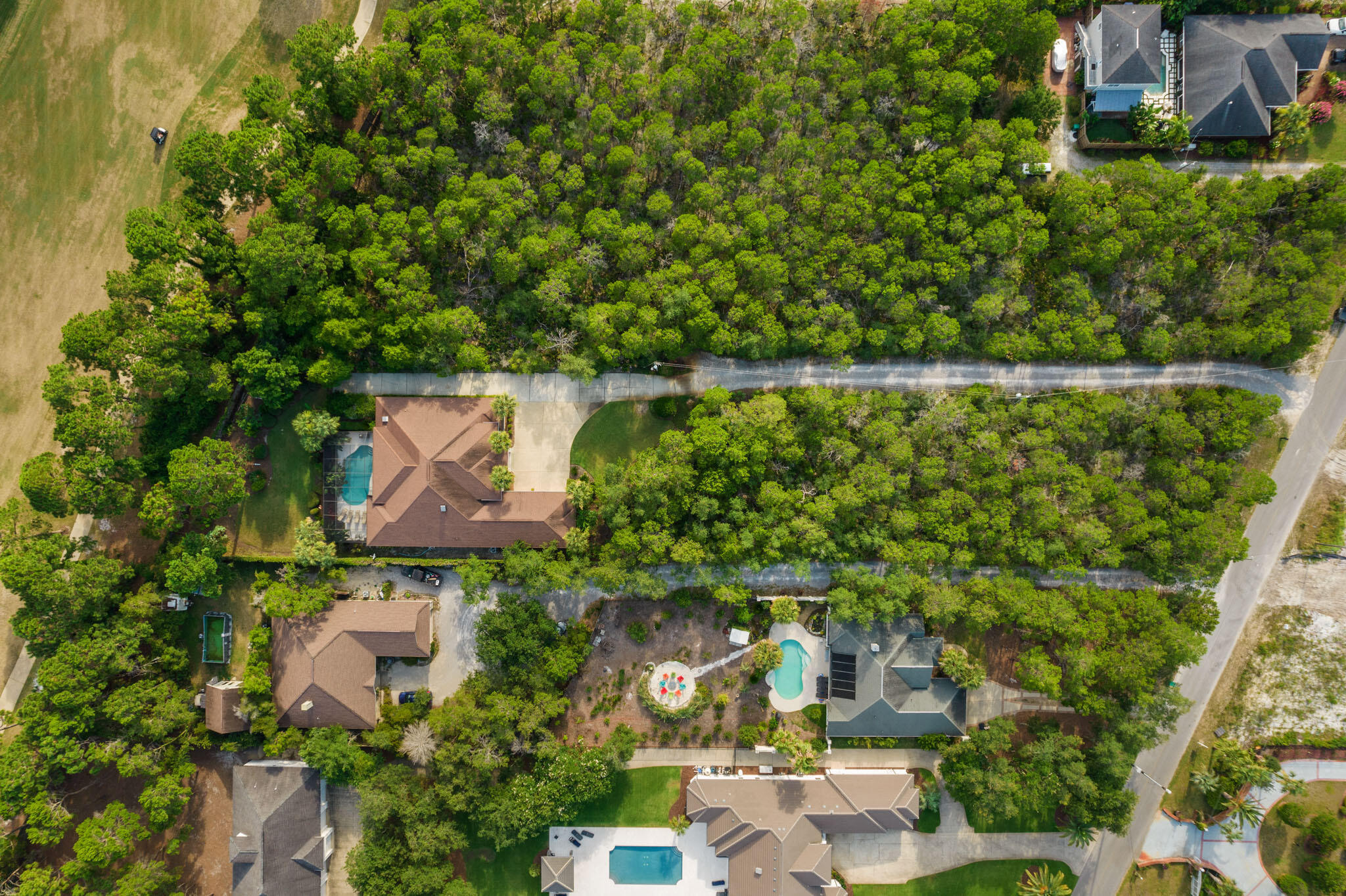 WHISPERING OAKS S/D - Residential