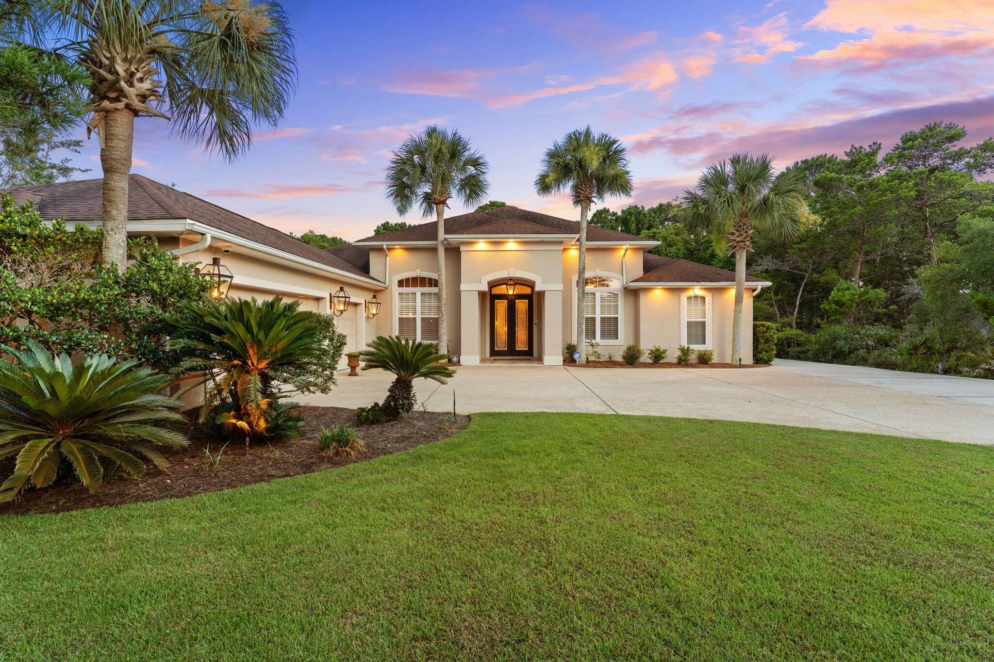 WHISPERING OAKS S/D - Residential