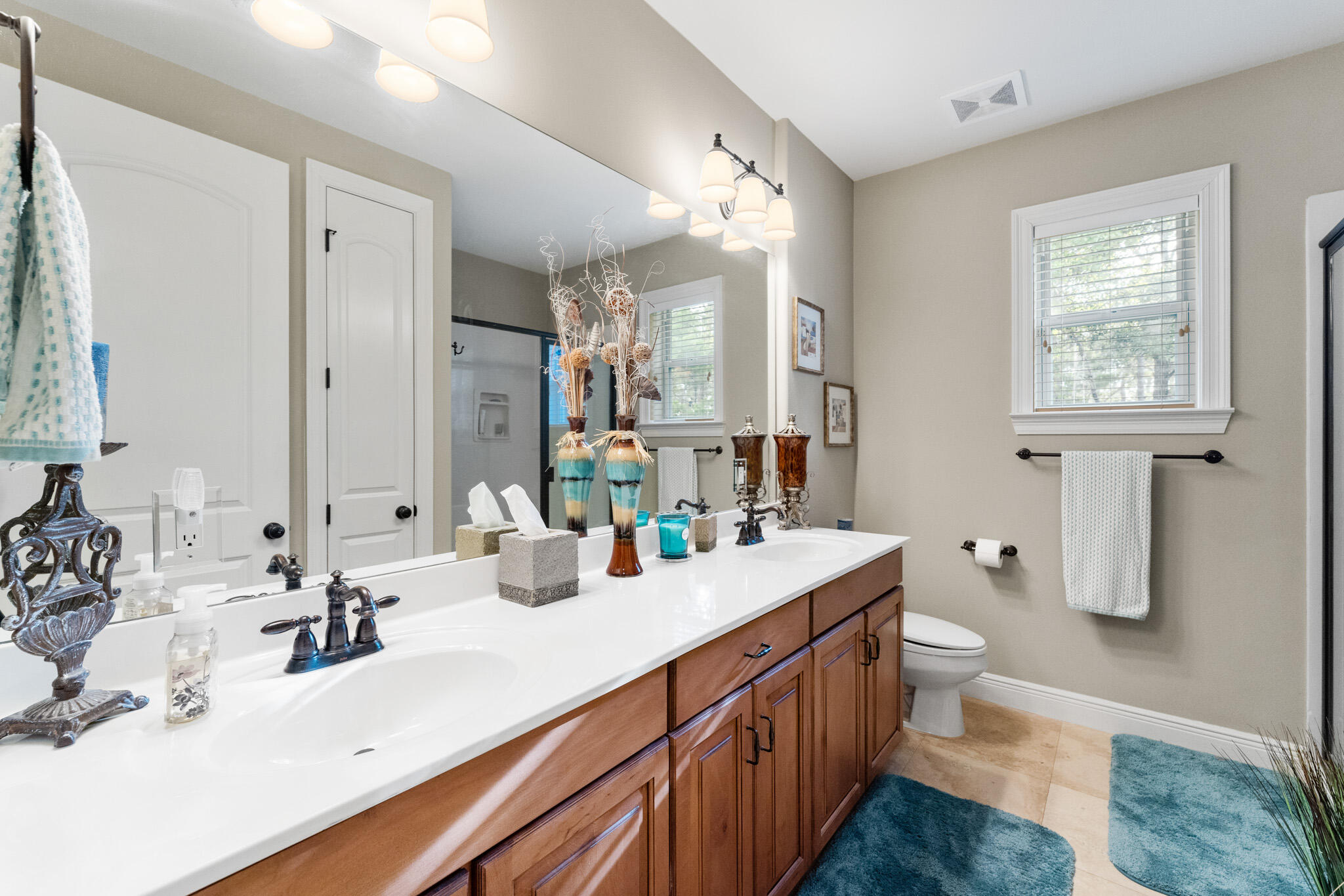 WHISPERING OAKS S/D - Residential