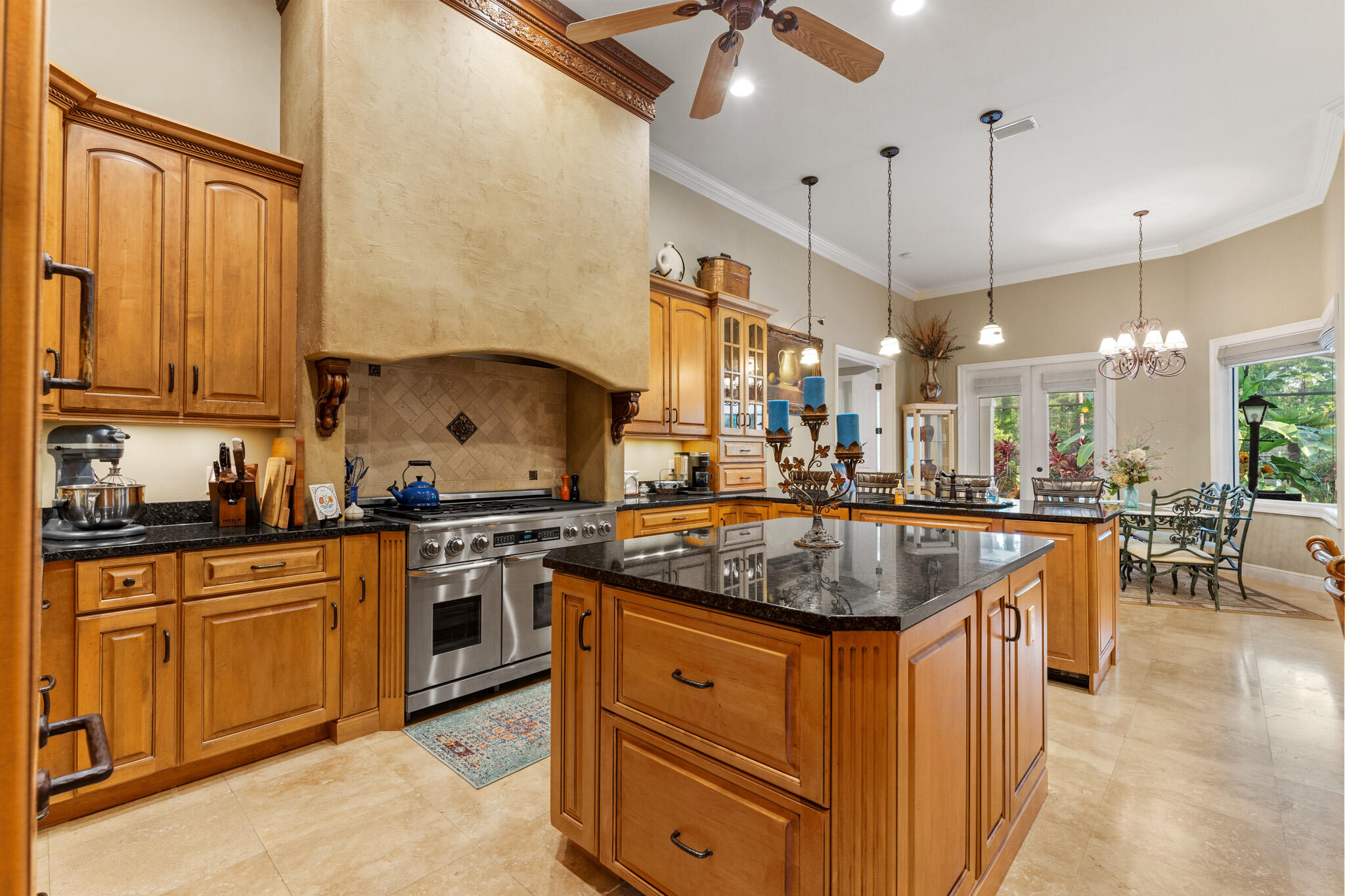 WHISPERING OAKS S/D - Residential