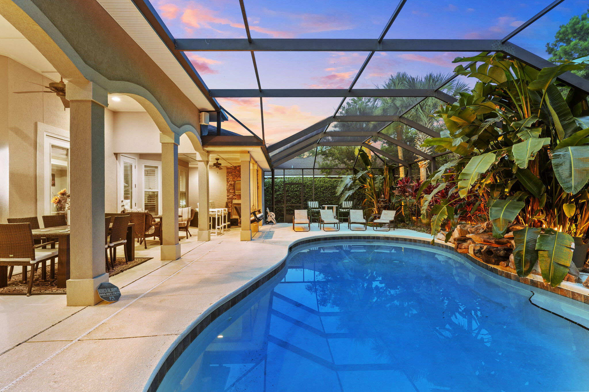 WHISPERING OAKS S/D - Residential