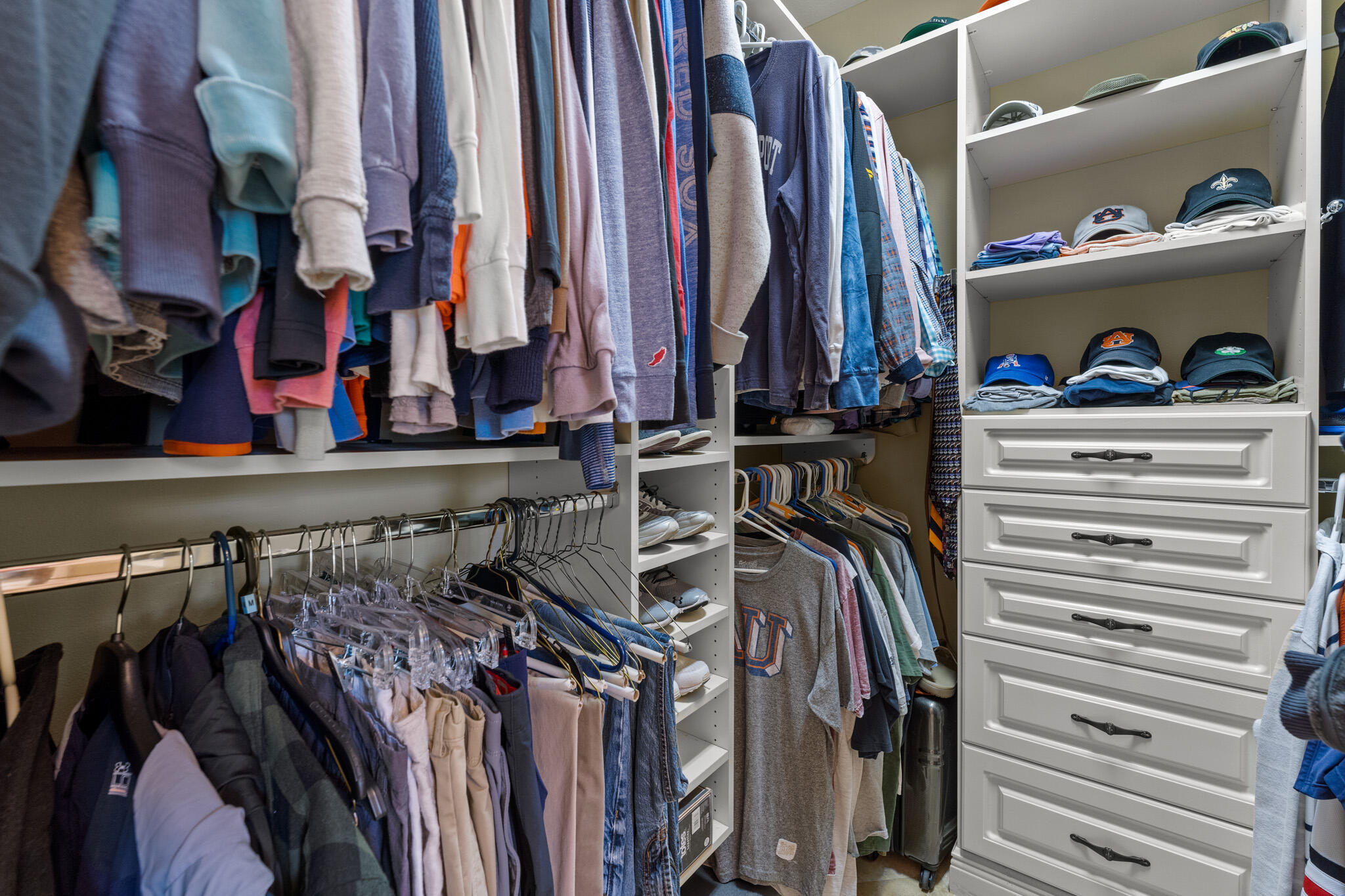 WHISPERING OAKS S/D - Residential