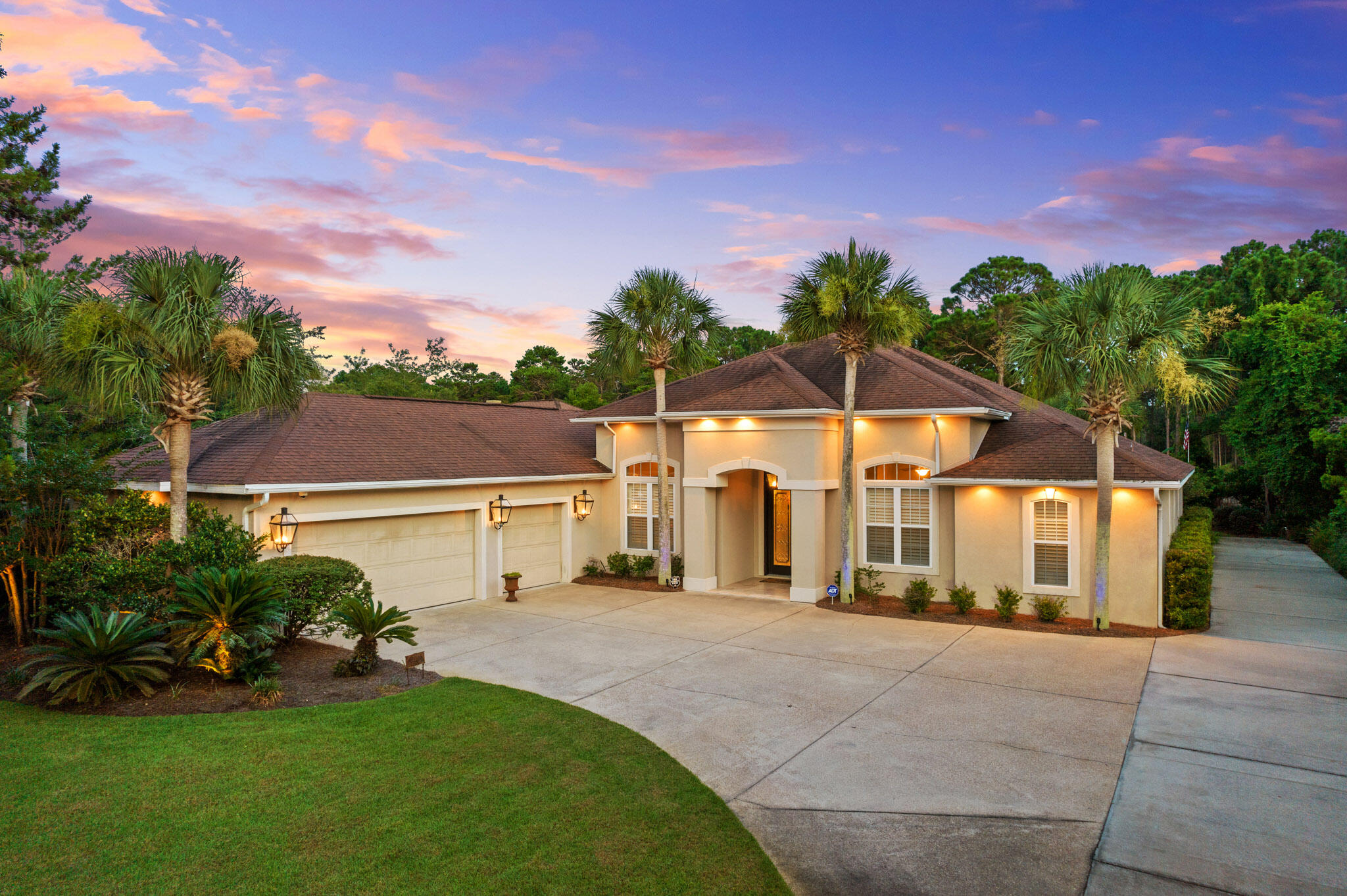 WHISPERING OAKS S/D - Residential