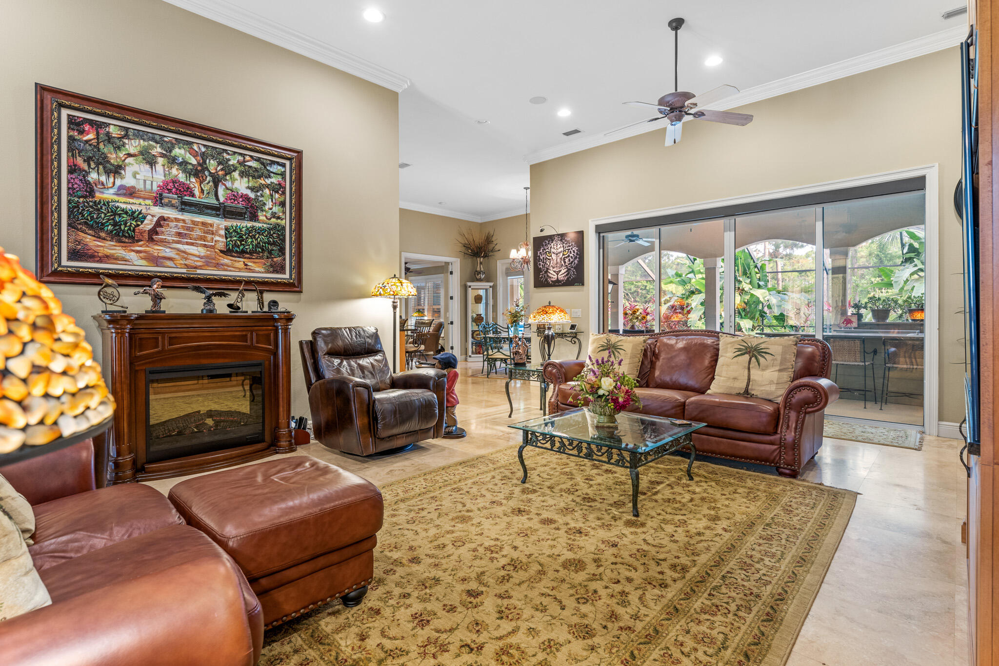 WHISPERING OAKS S/D - Residential