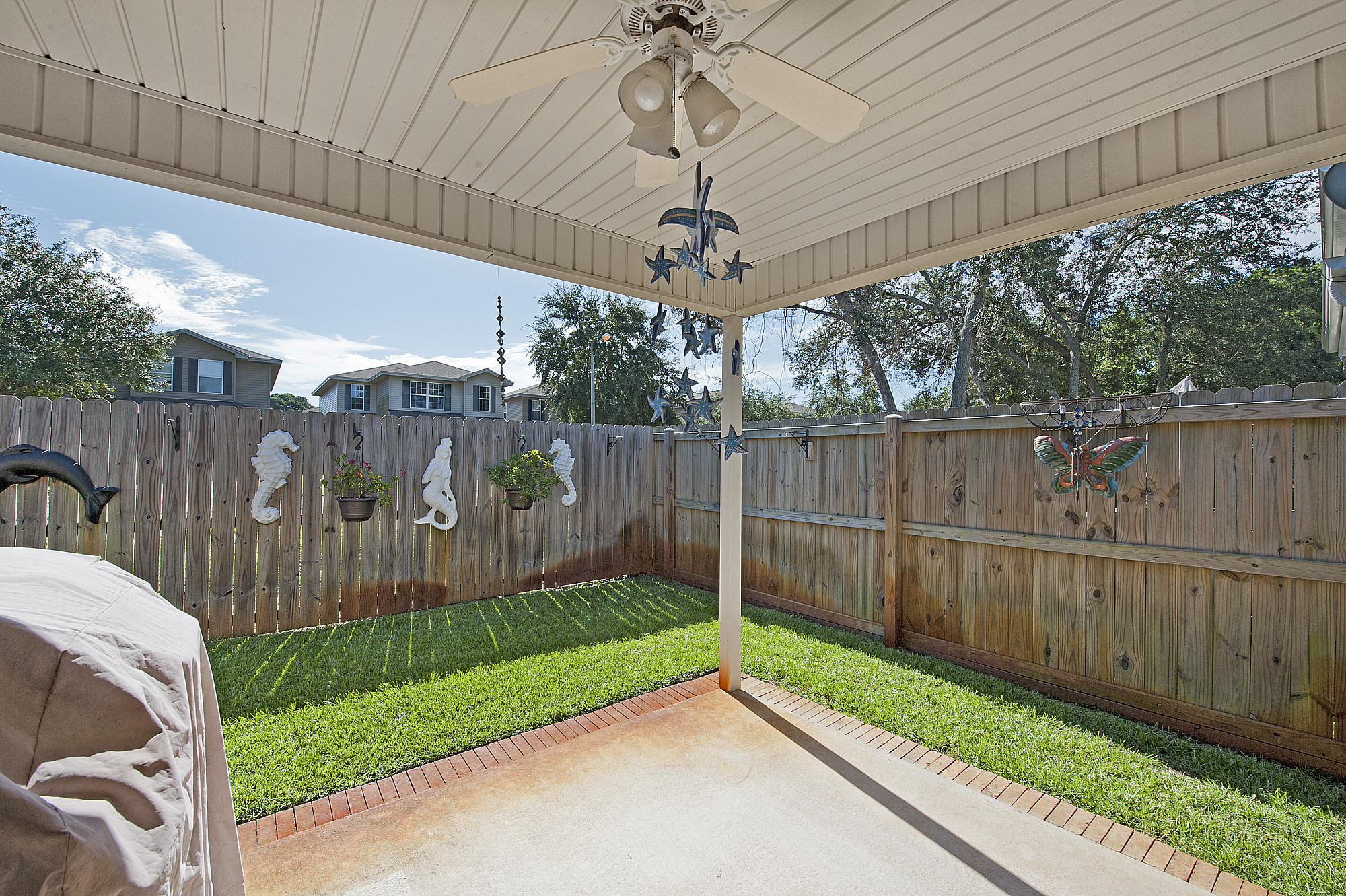 SHALIMAR OAKS - Residential