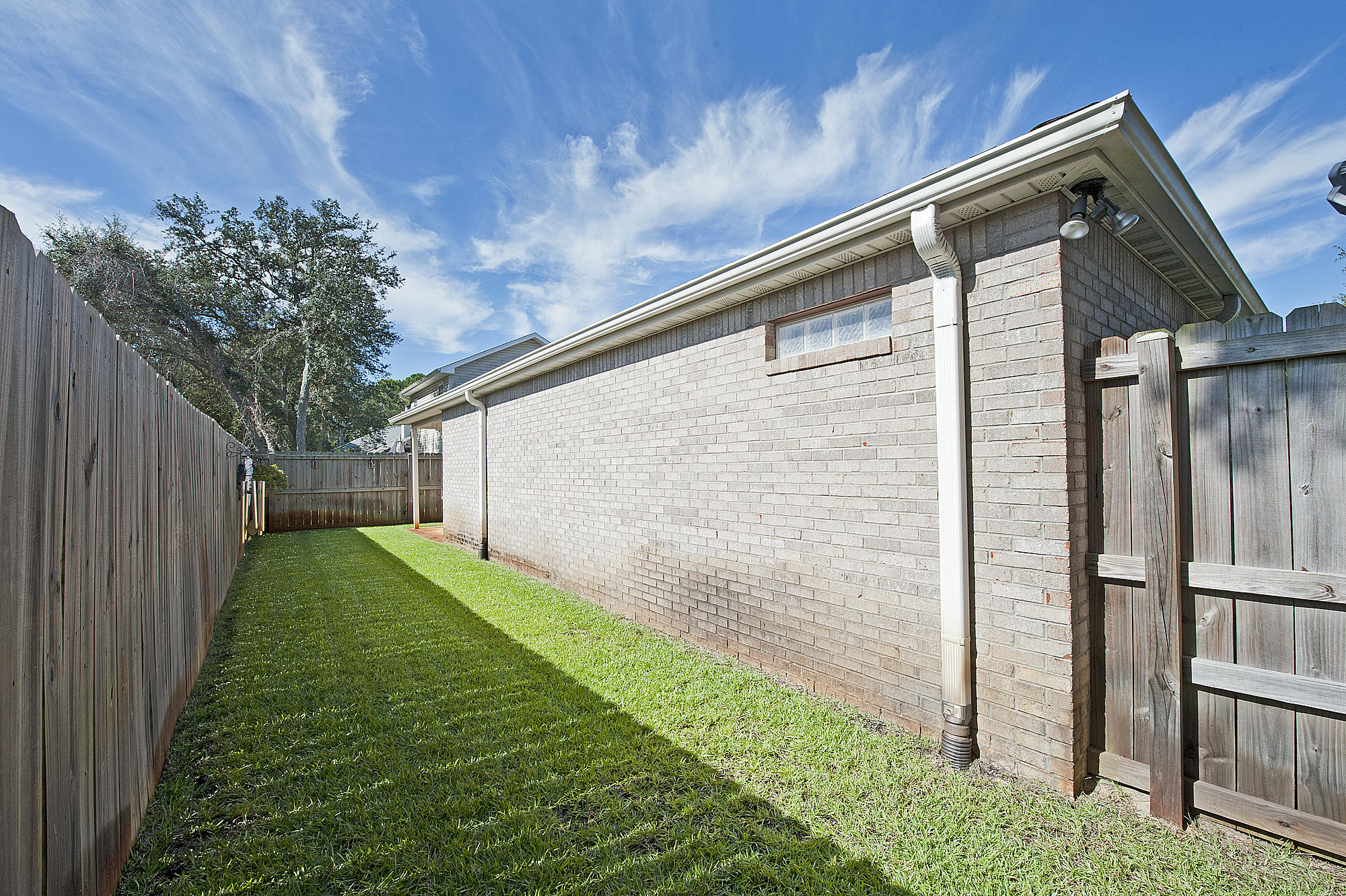 SHALIMAR OAKS - Residential