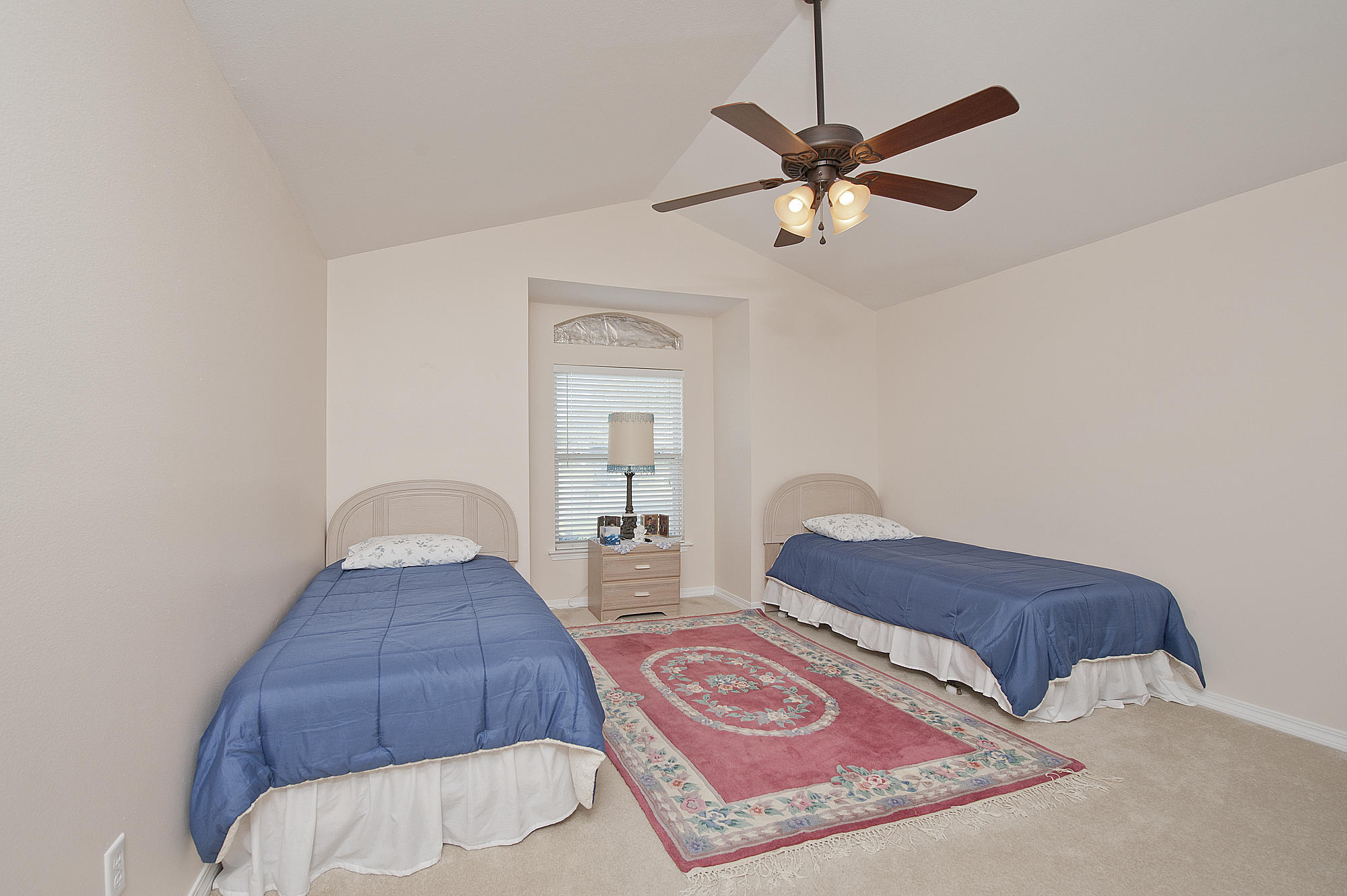 SHALIMAR OAKS - Residential