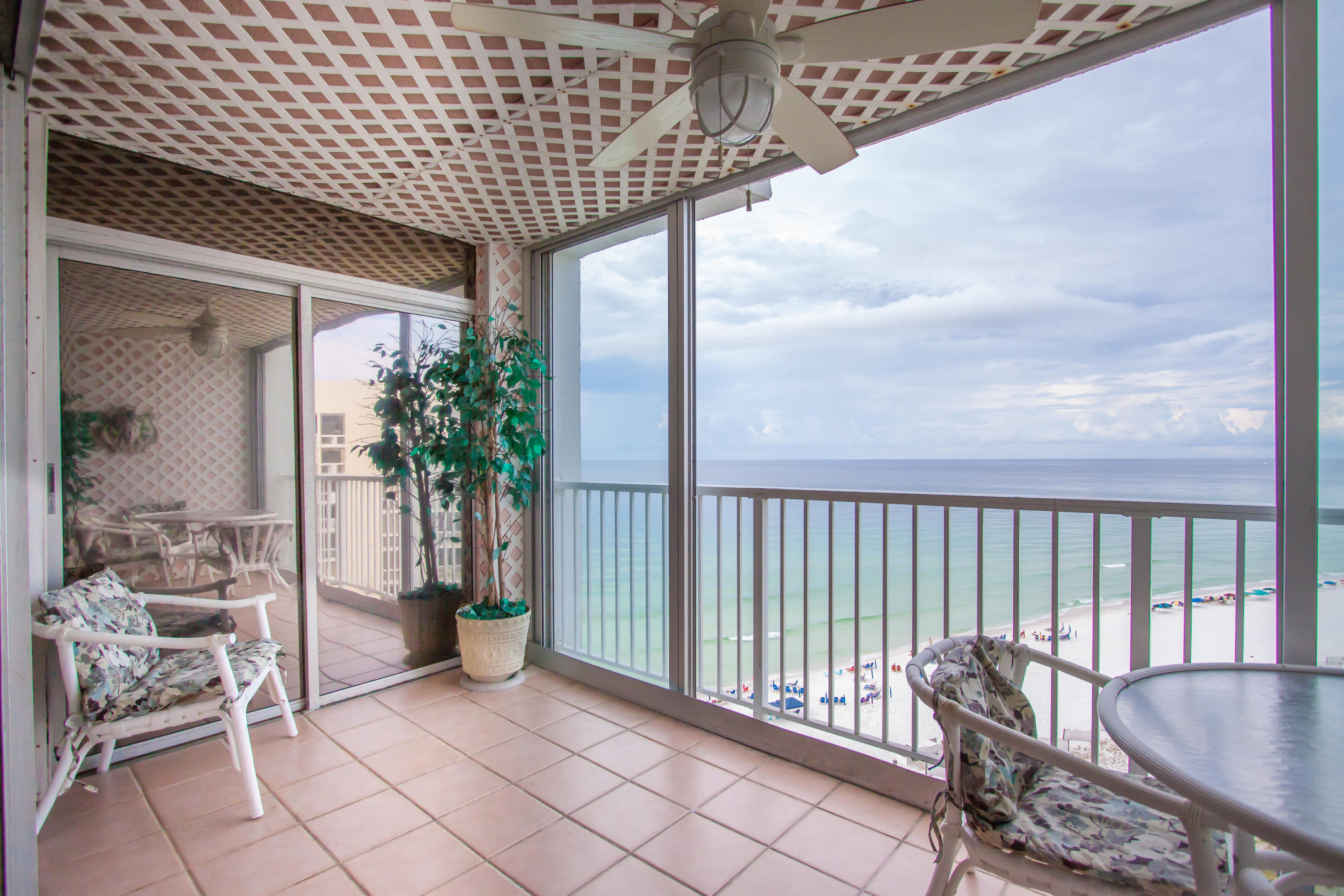 Beautiful 2 Bdr/2 Bath corner unit in Tower 1, located directly on the gulf. Nicely furnished with stunning views from the master bedroom and an open kitchen floor plan. Don't miss out on this opportunity for your permanent residence, vacation rental, or second home in the gated community of Shoreline Towers!!! There's a long list of amenities including 24 hr security, heated pool, tennis courts, newly renovated fitness center, sauna, BBQ picnic/area and more!!!