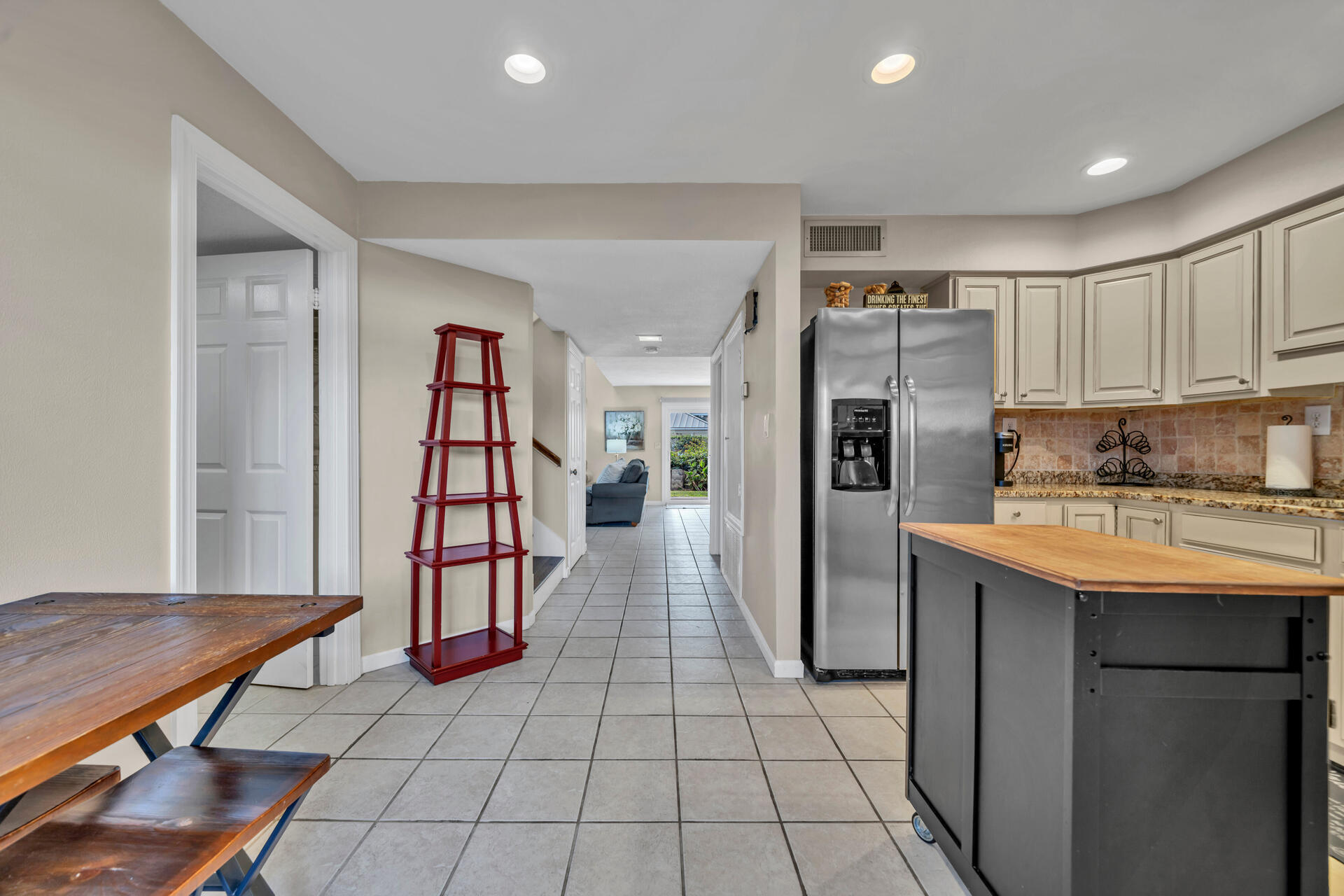 SHORELINE T/H - Residential