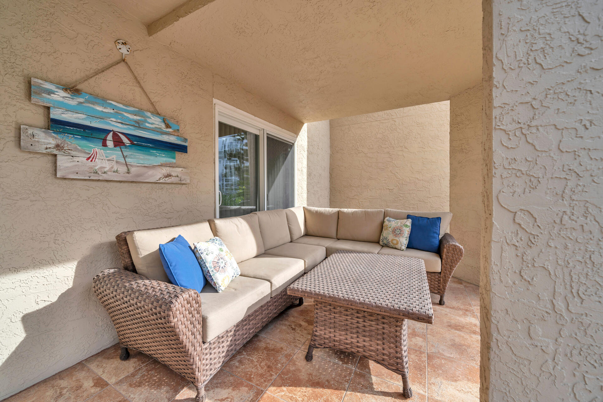 SHORELINE T/H - Residential