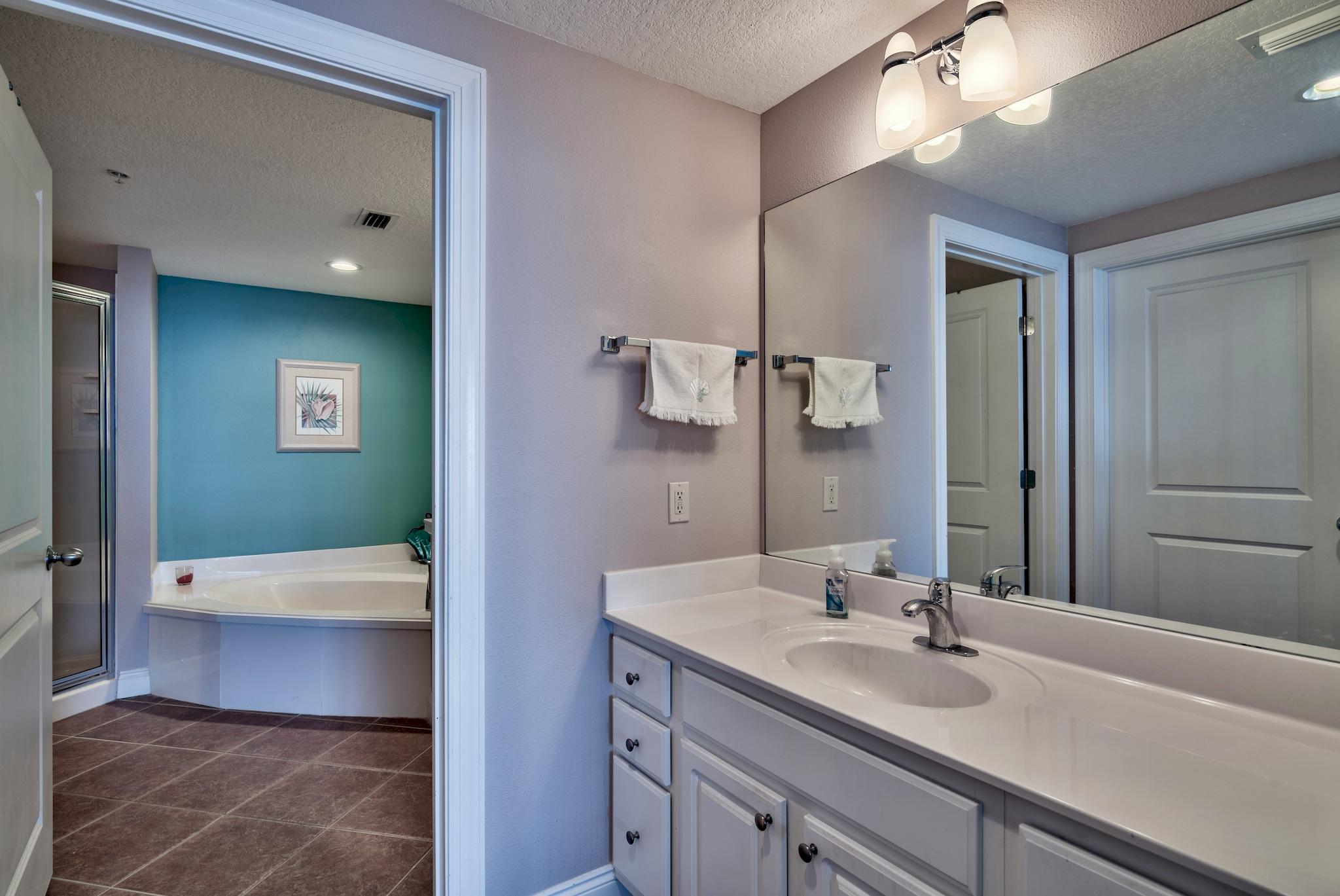 PALAZZO CONDOMINIUMS - Residential